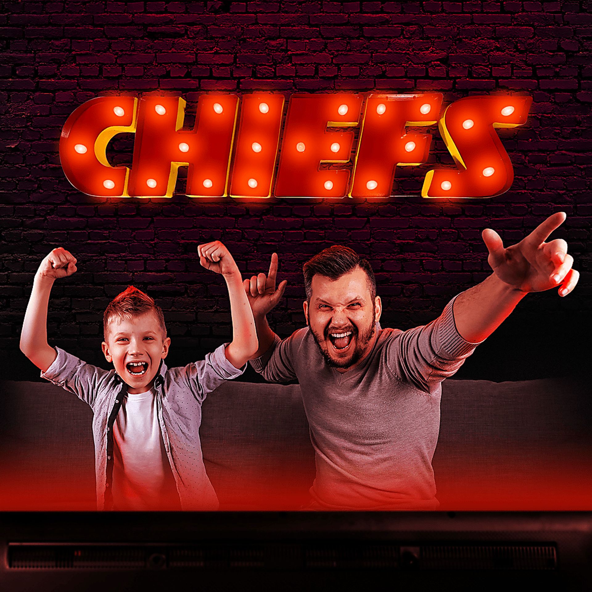 Kansas City Cheifs Red Metal Wall Decor - Image 5