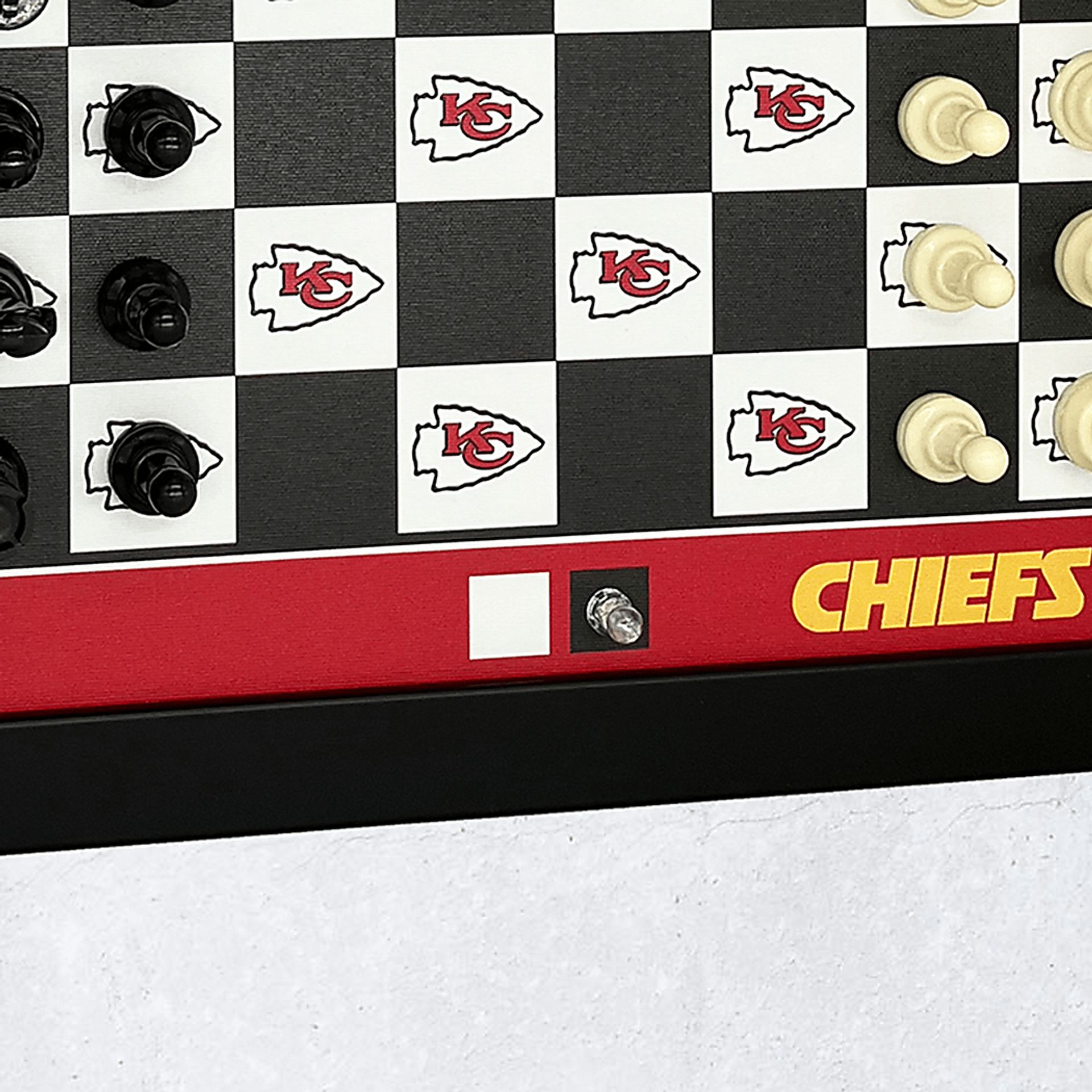 Kansas City Chiefs Wall Chess Set - Image 4