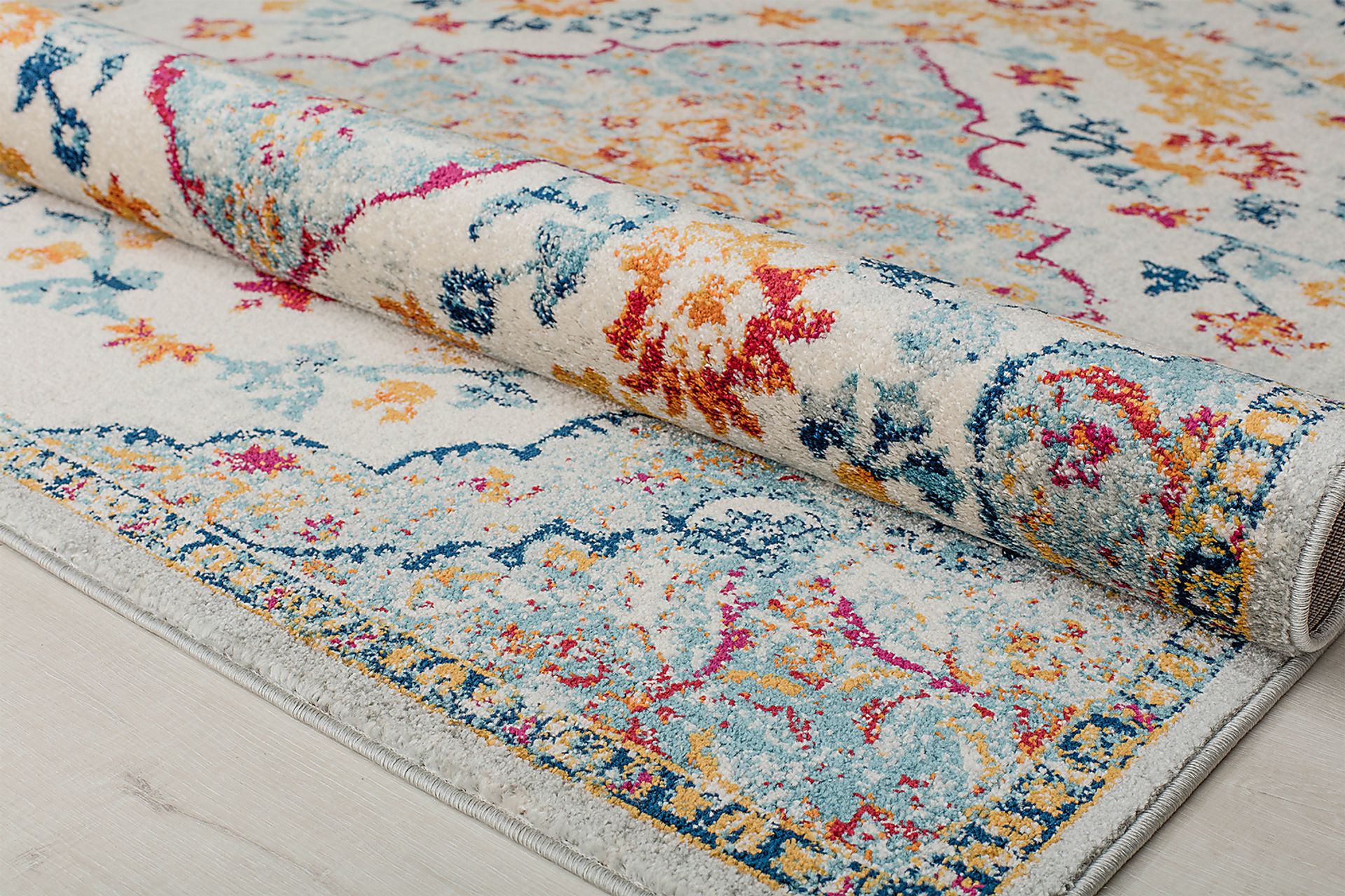 Karal 8' x 10' Multi Rug - Image 4