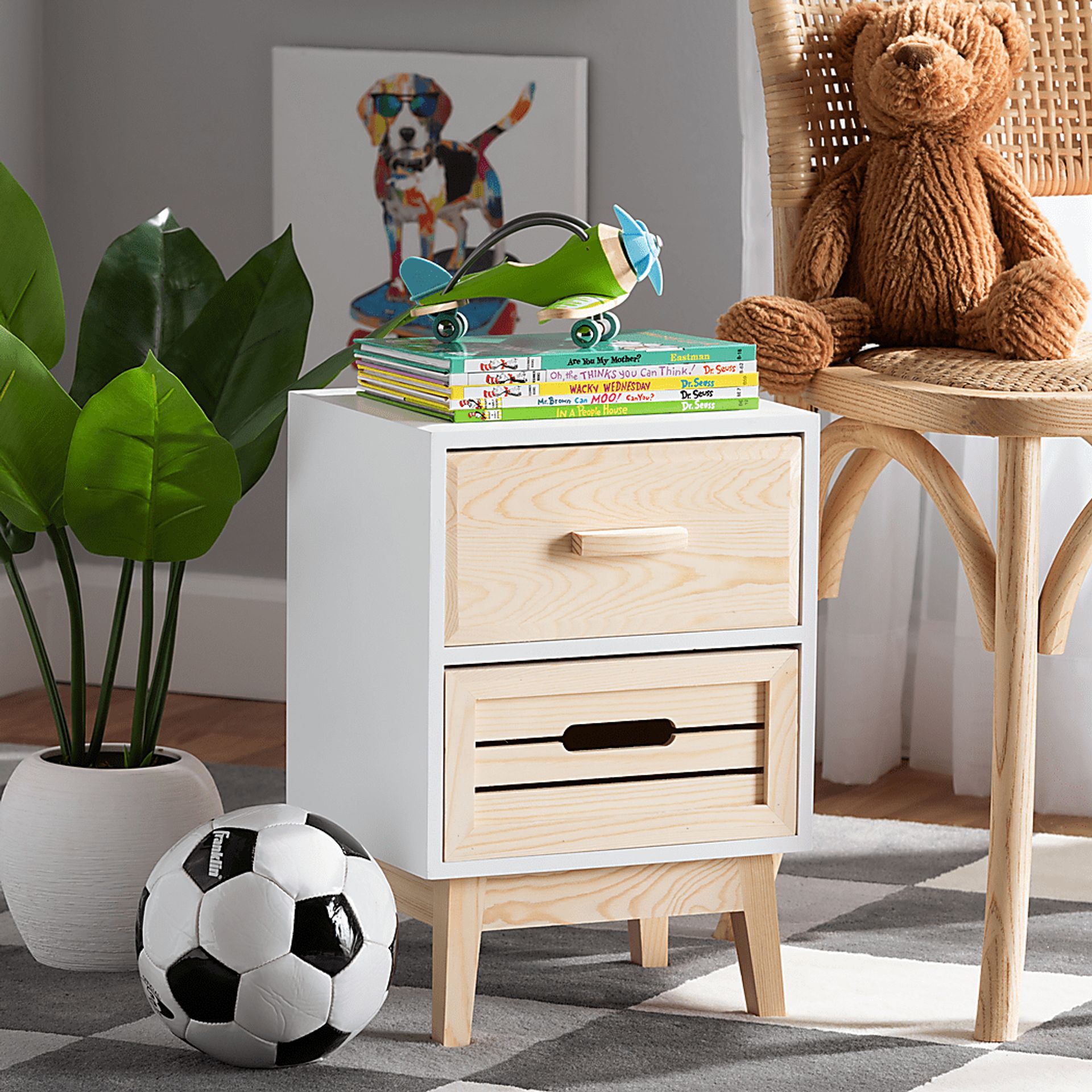 Karanne White Small Nightstand - Image 7