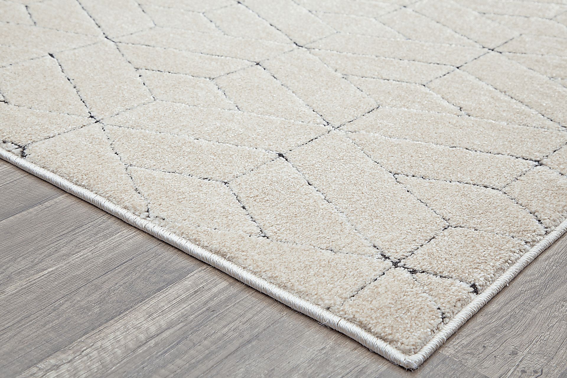 CosmoLiving By Cosmopolitan Karelle Tan 8' x 10' Rug - Image 4