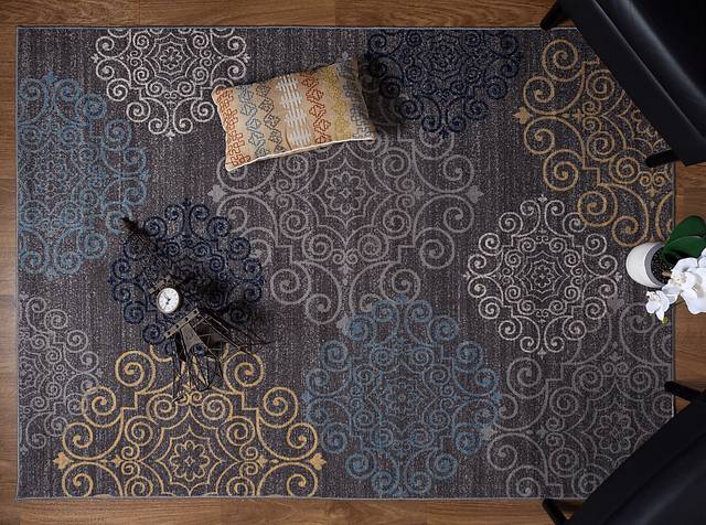Karlene Gray 5'3 x 7'3 Rug - Thumbnail - Image 3