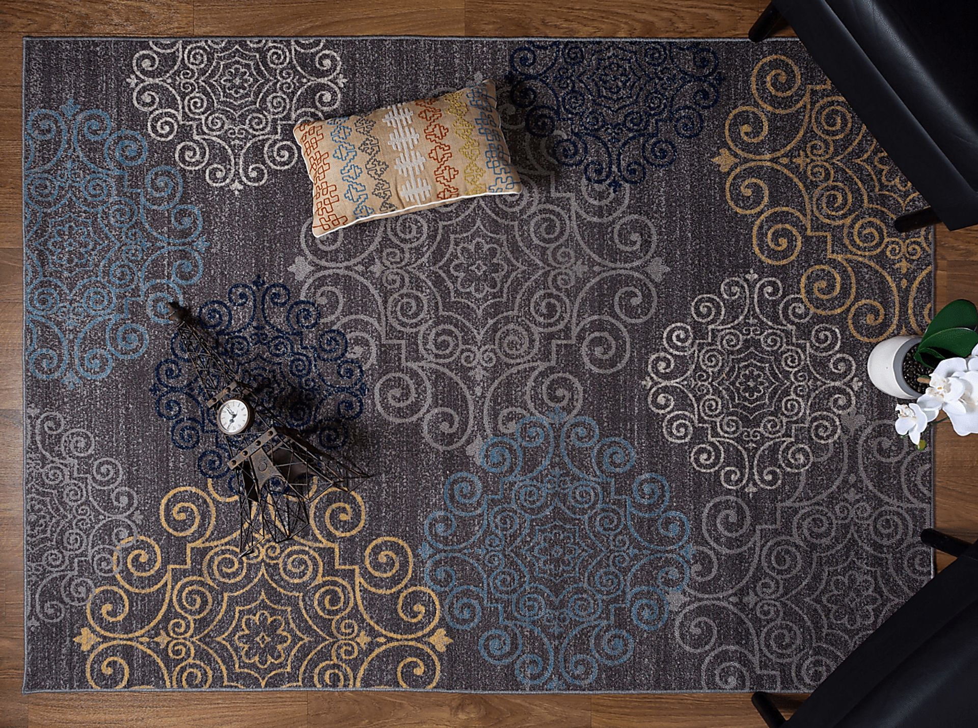 Karlene Gray 5'3 x 7'3 Rug - Image 3