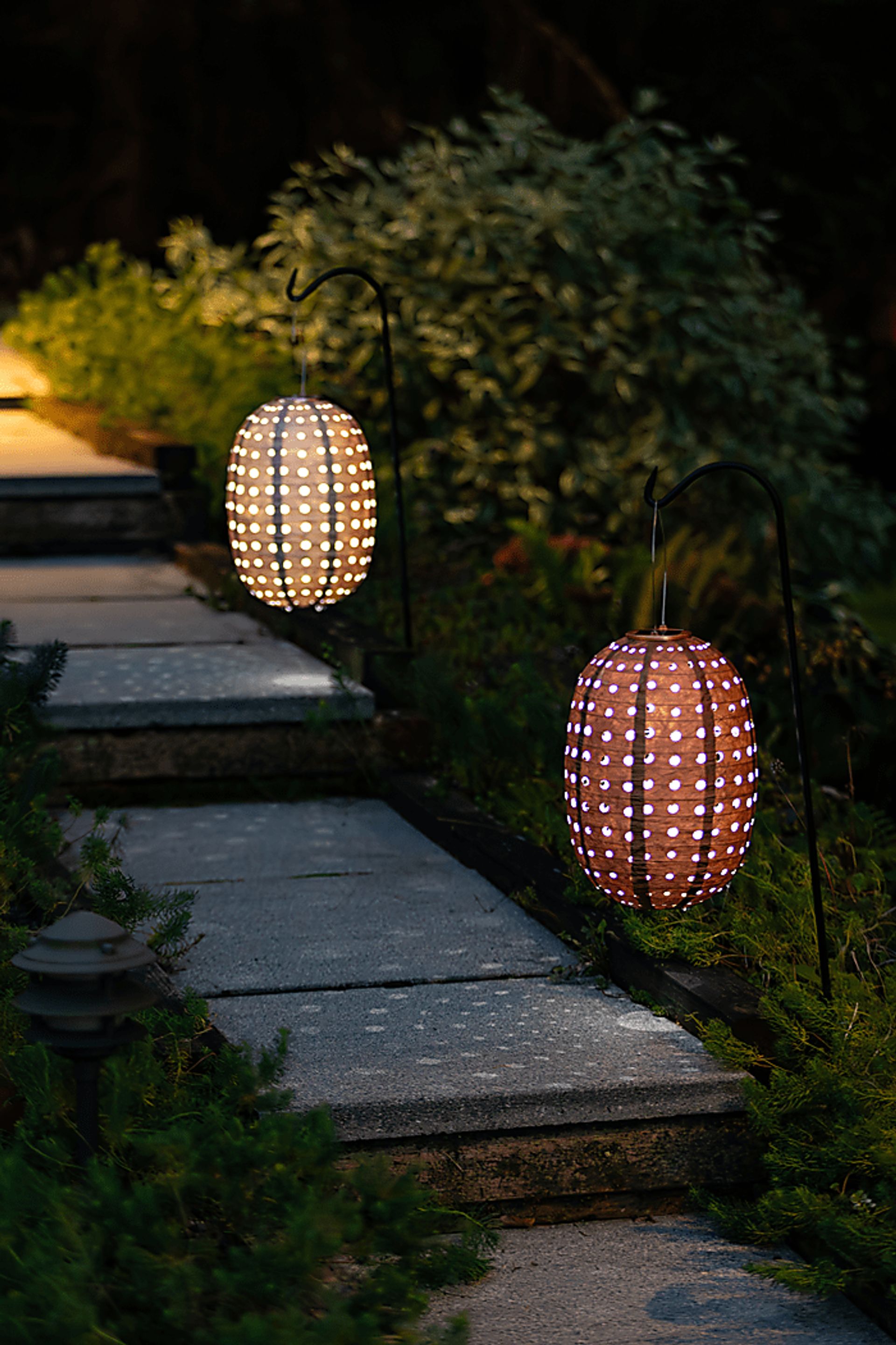 Katanda Brown Outdoor Solar Lantern - Image 4