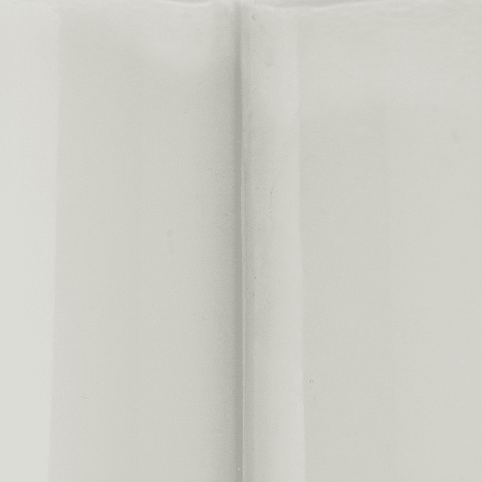 Kaufmes Post White Lamp - Image 3