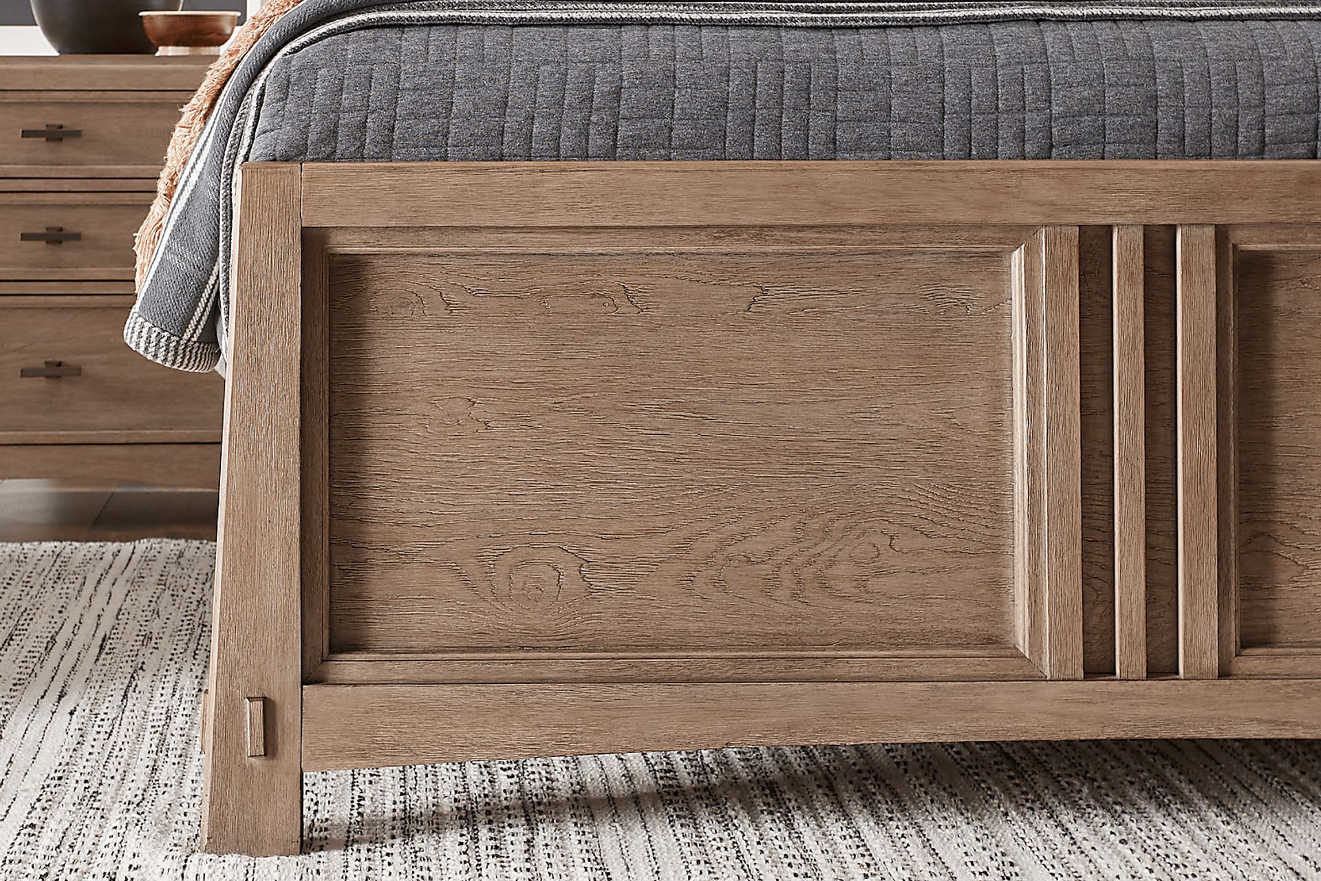Keaton Taupe 5 Pc Queen Panel Bedroom - Image 4