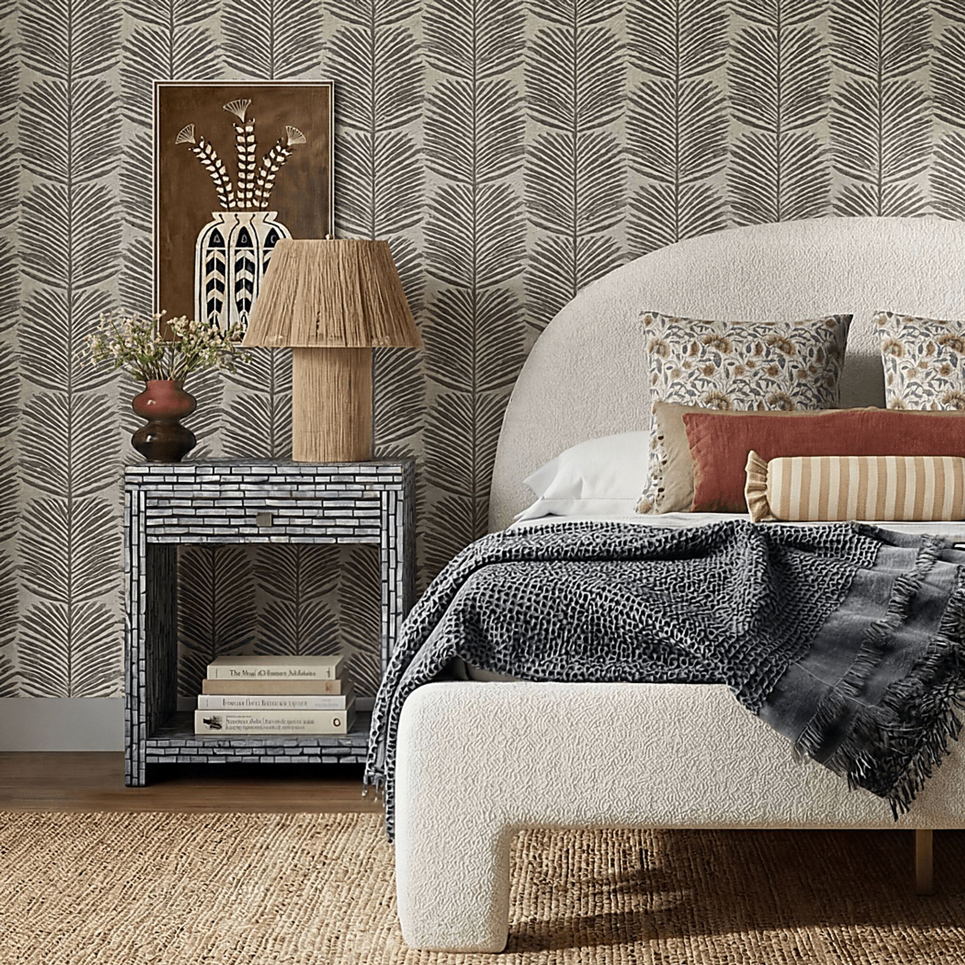 Keiki Black Nightstand - Image 3