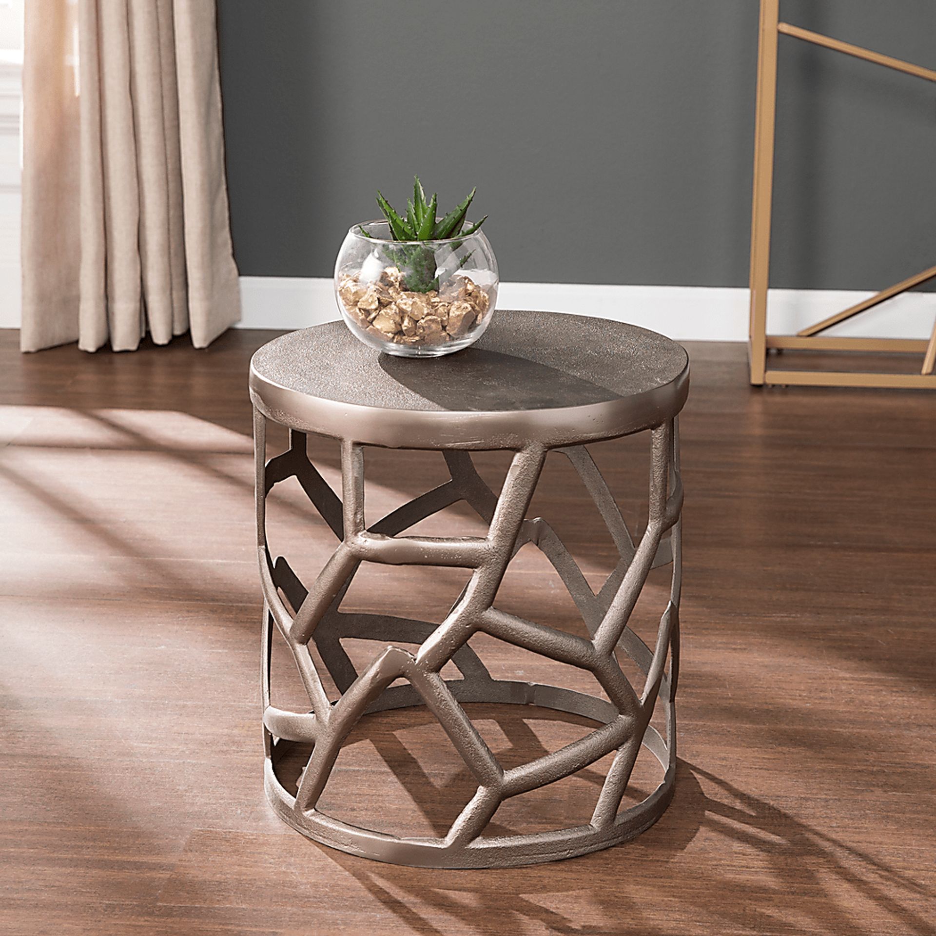 Kellingrew Silver Accent Table - Image 2