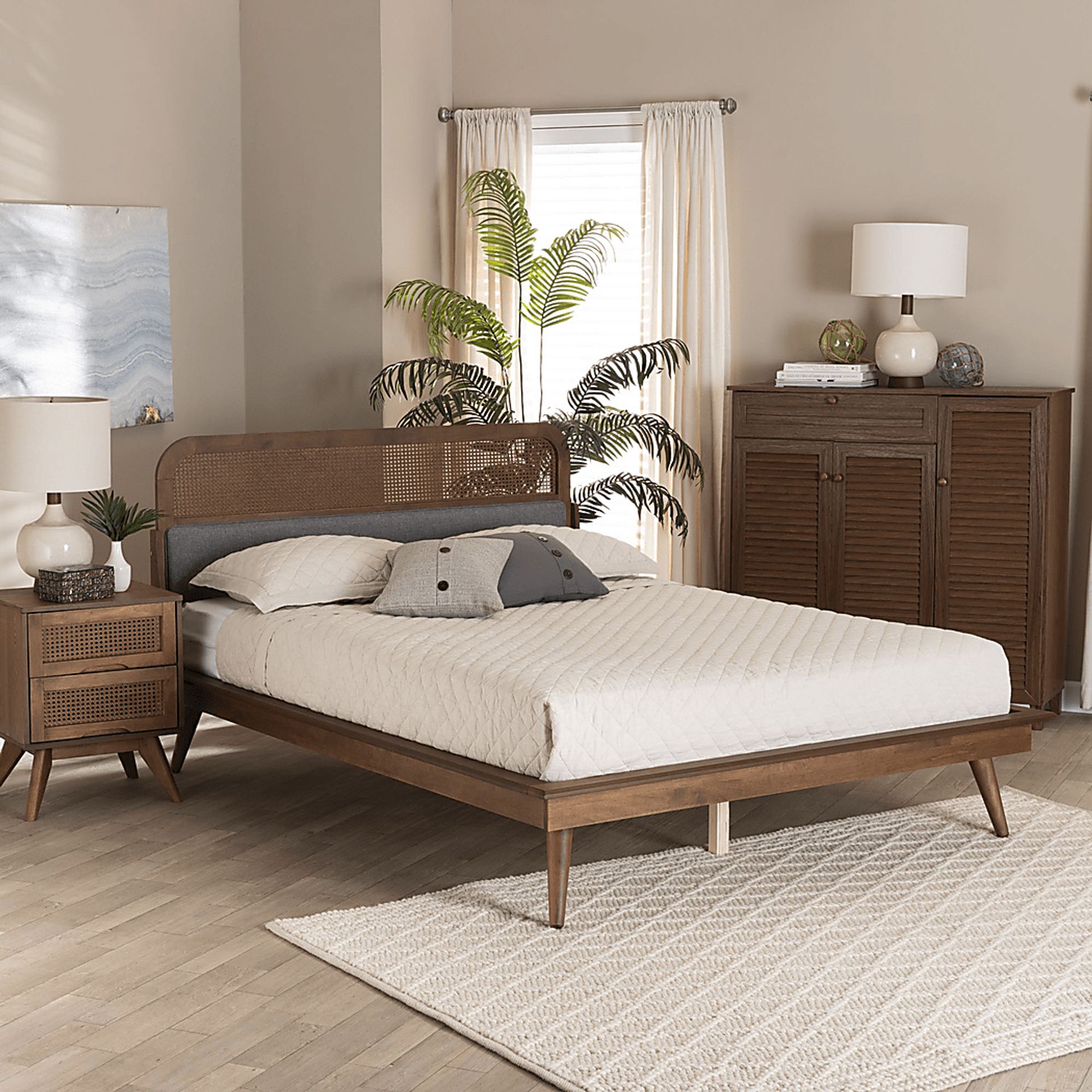 Kemrow Brown Queen Platform Bed - Image 2