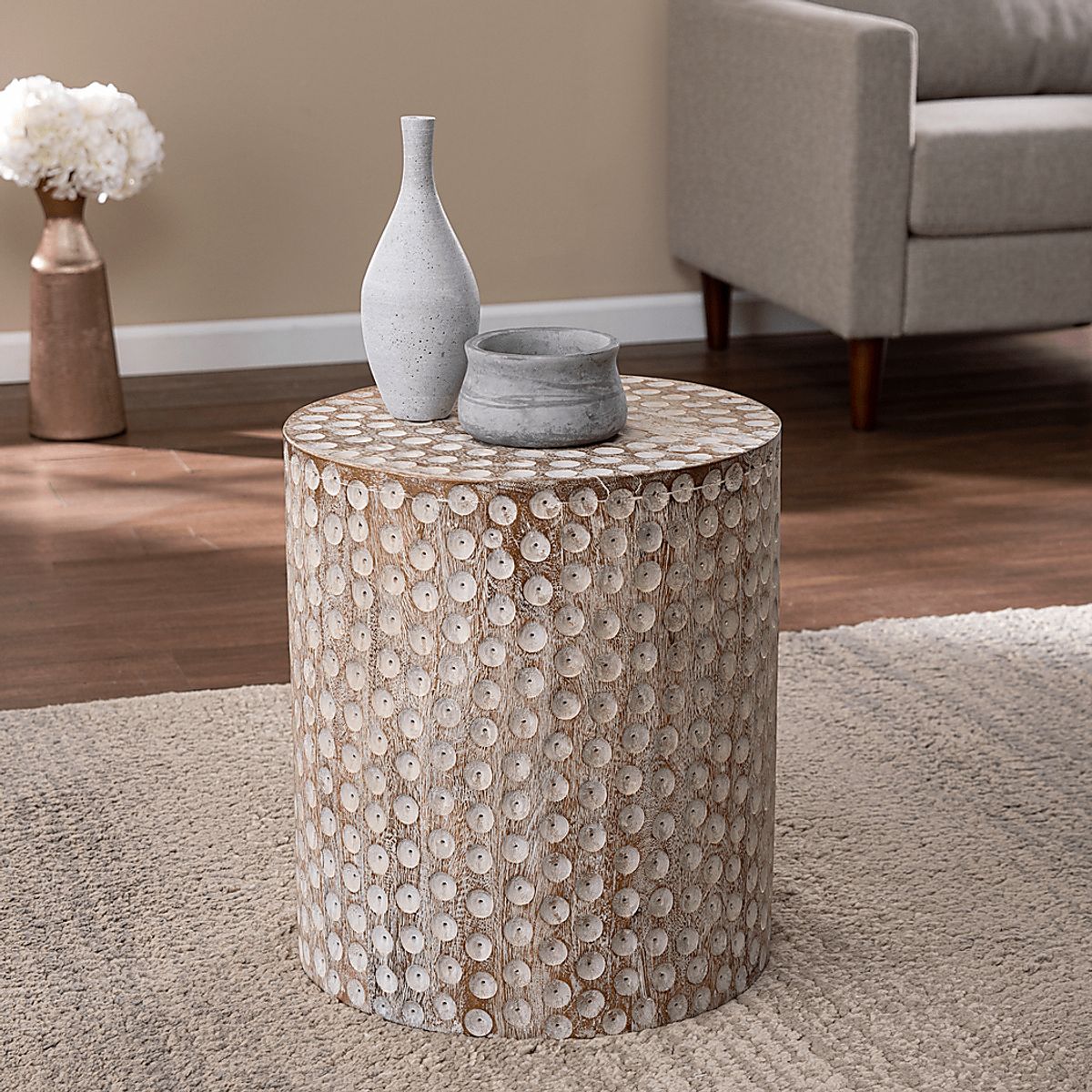 Kendalia White Colors,White Accent Table | Rooms to Go