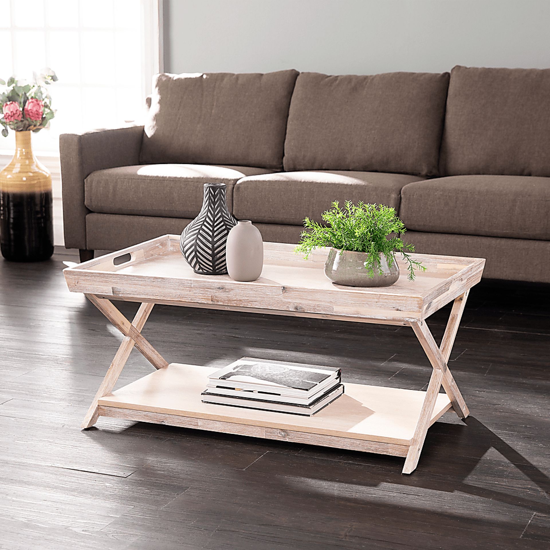 Kendalia White Cocktail Table - Image 4