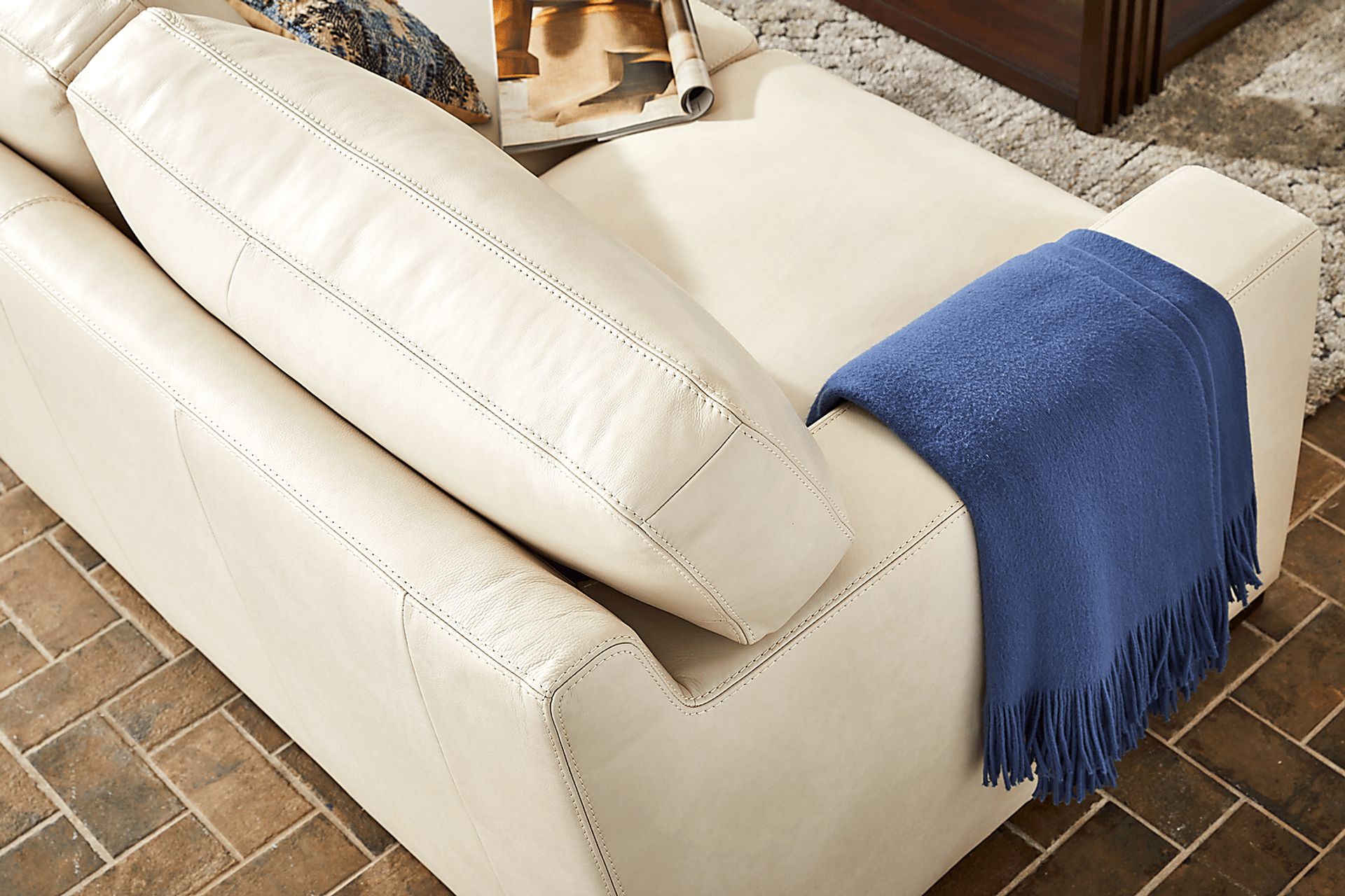 Kensington Oyster Leather Sofa - Image 3