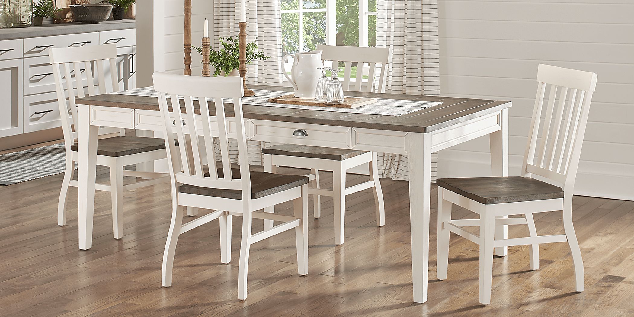 Keston White 7 Pc Rectangle Dining Room Rooms To Go