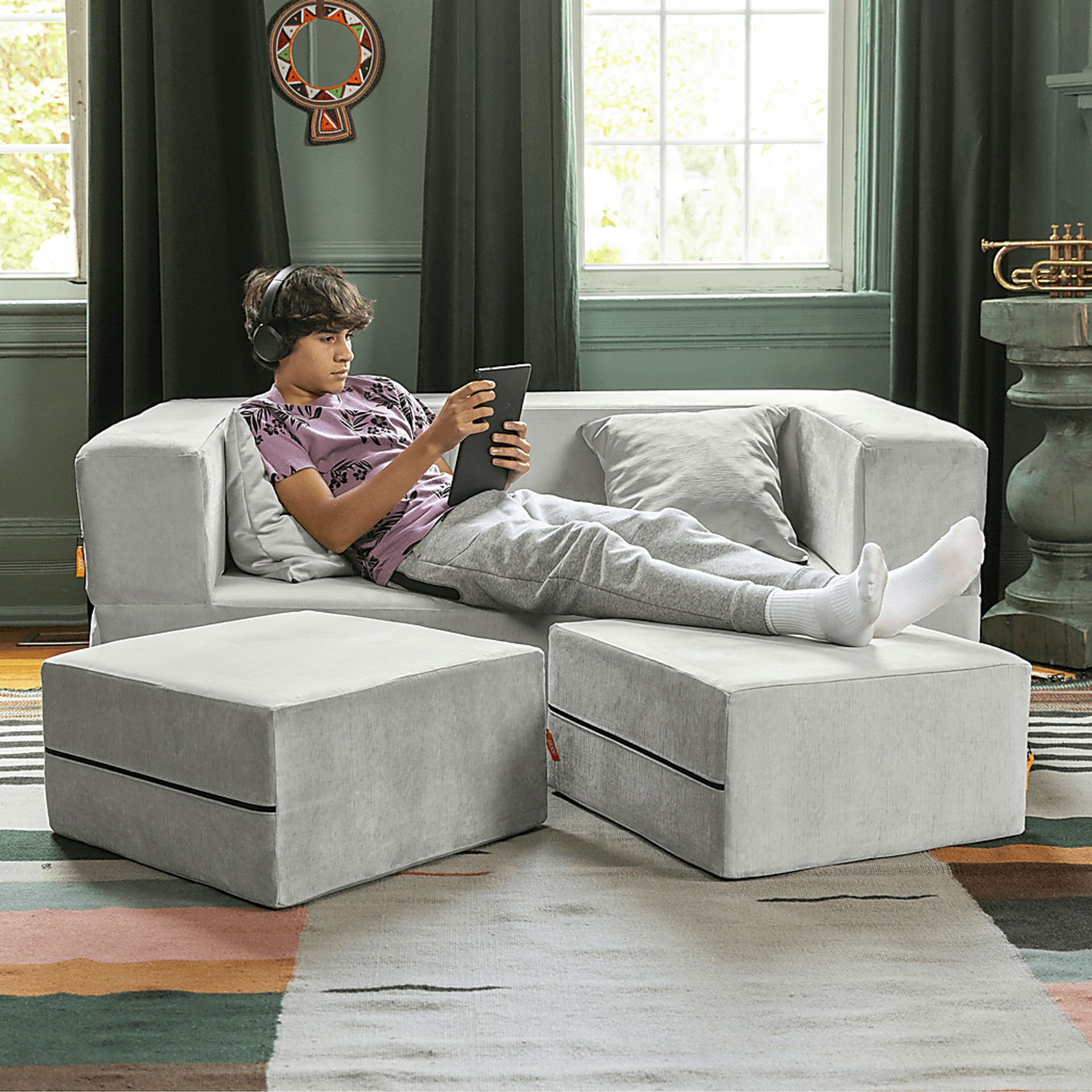 Kids Alfy White Loveseat & Ottomans, Set of 3 - Image 4