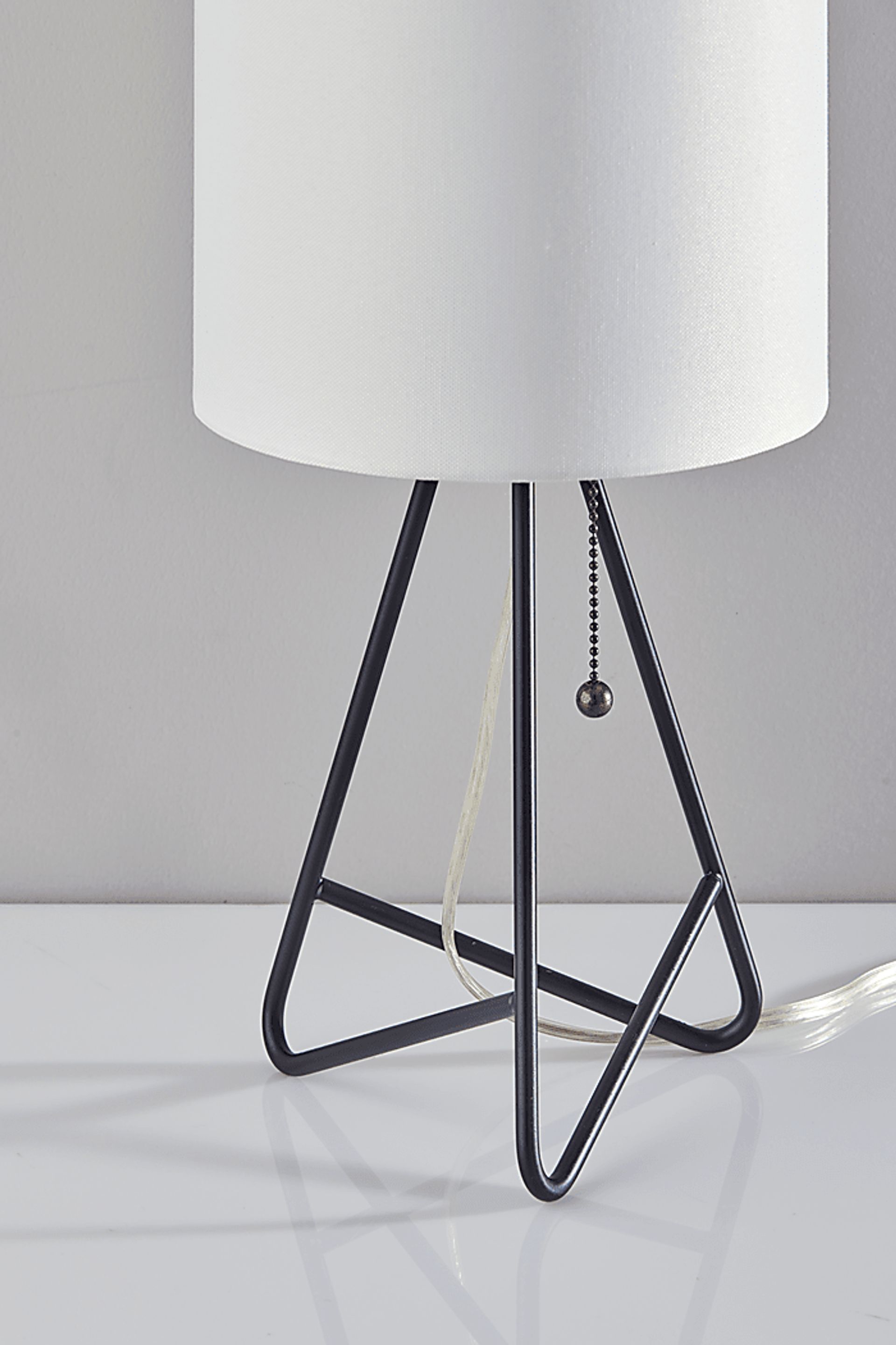 Kids Alness Black Table Lamp - Image 4