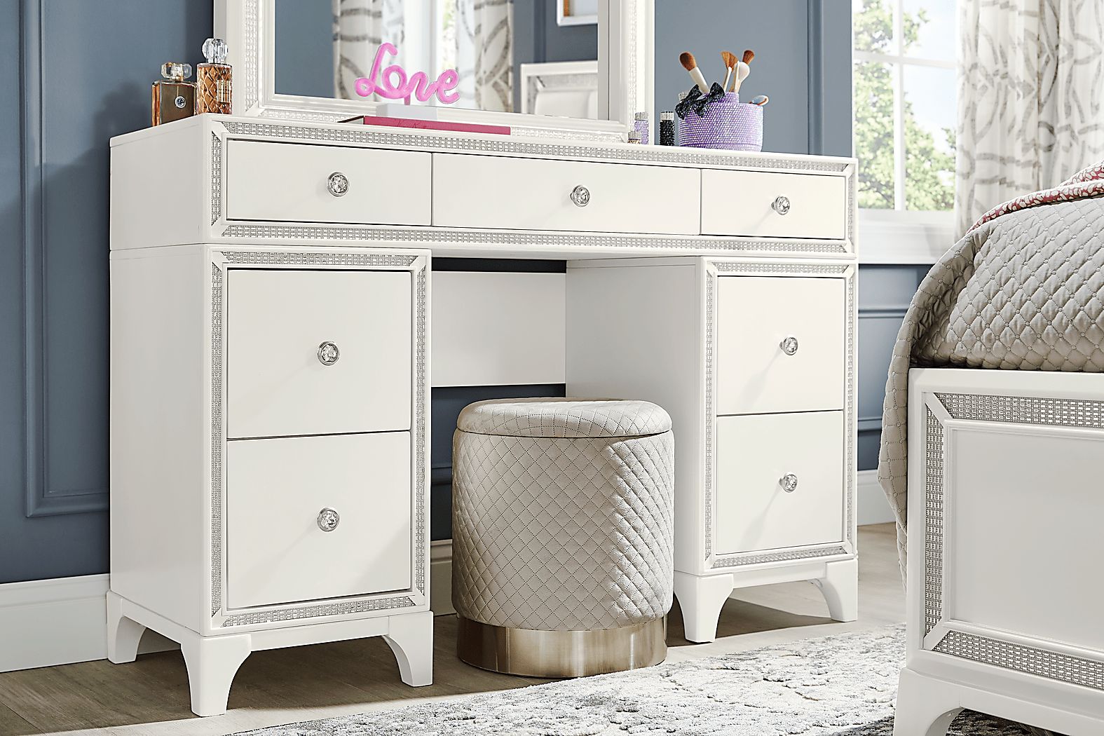 Room & Joy Alyssa Double Pedestal Desk