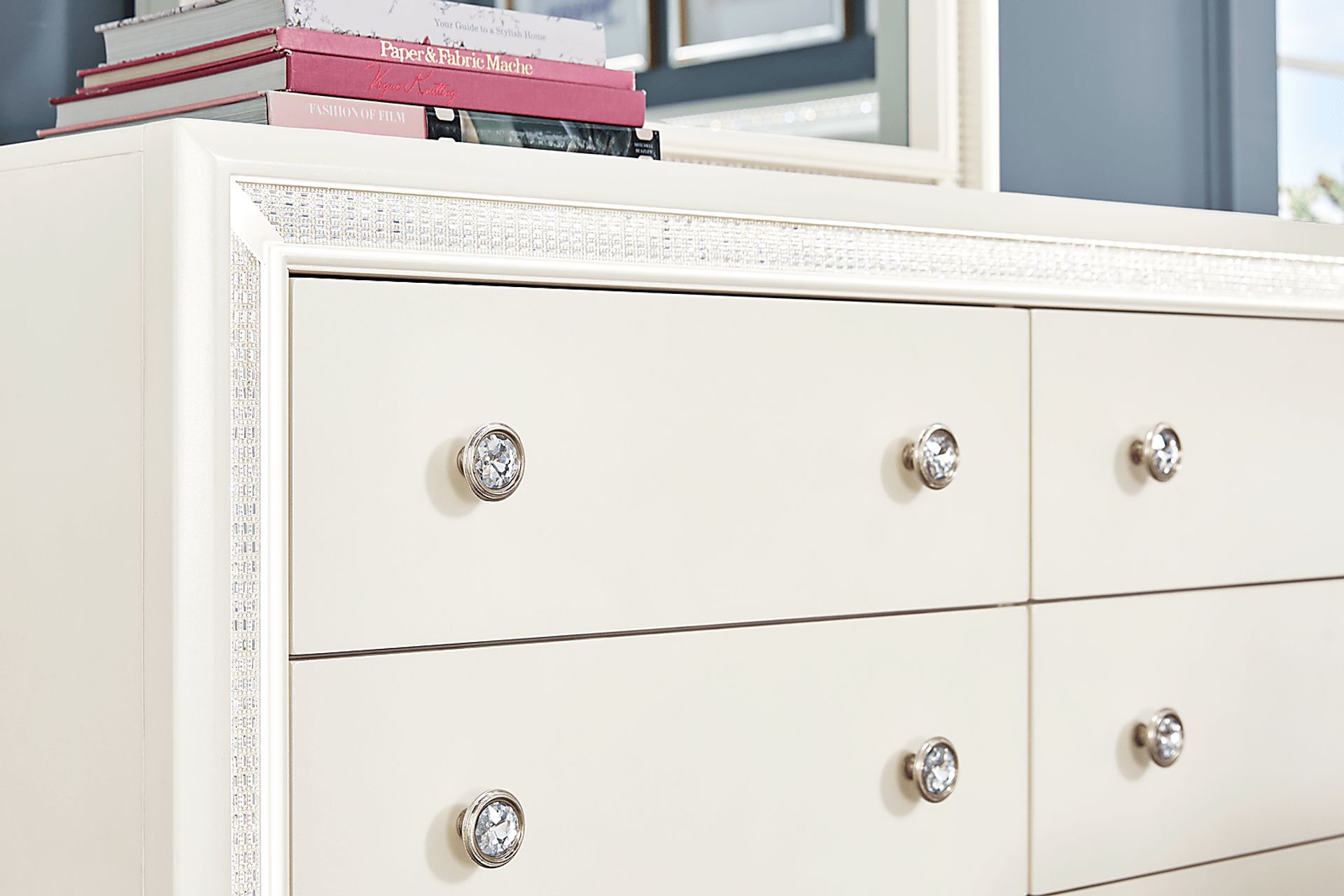 Kids Alyssa White Twin Lighted Bedroom - Image 8