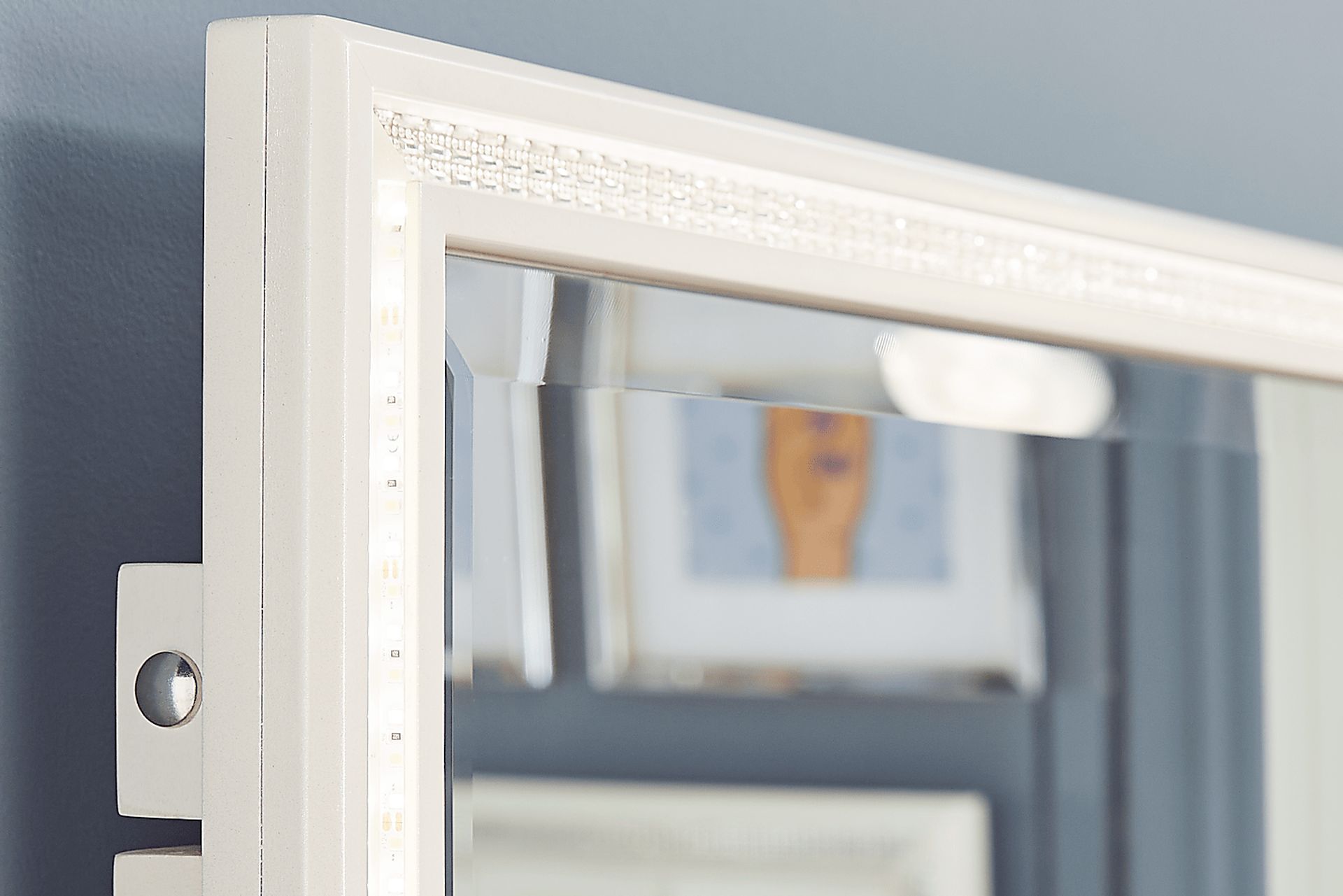 Kids Alyssa White Full Lighted Bedroom - Image 15