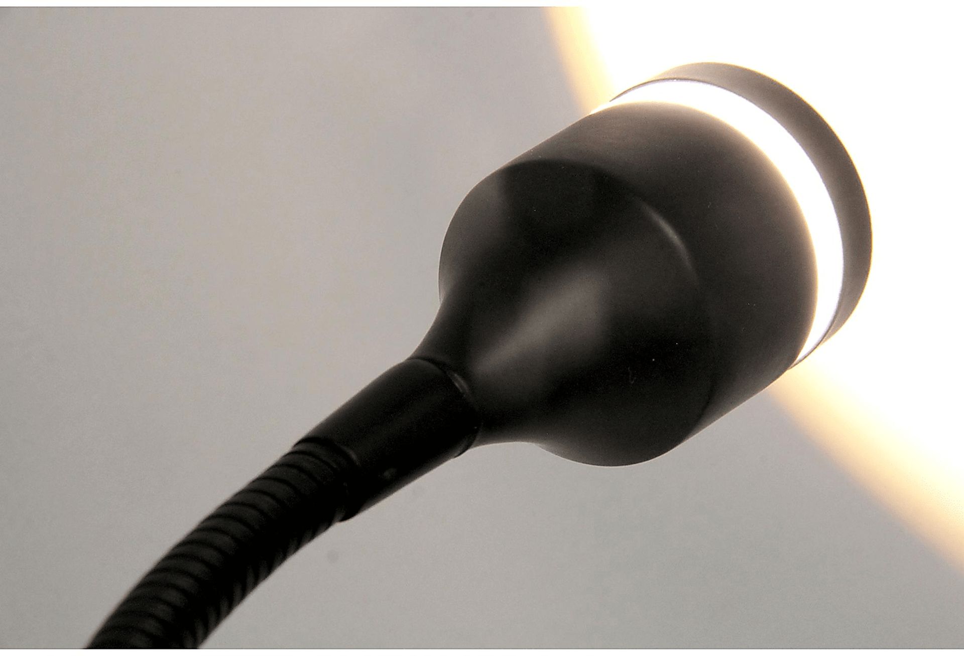 Kids Ardelia Black Floor Lamp - Image 2