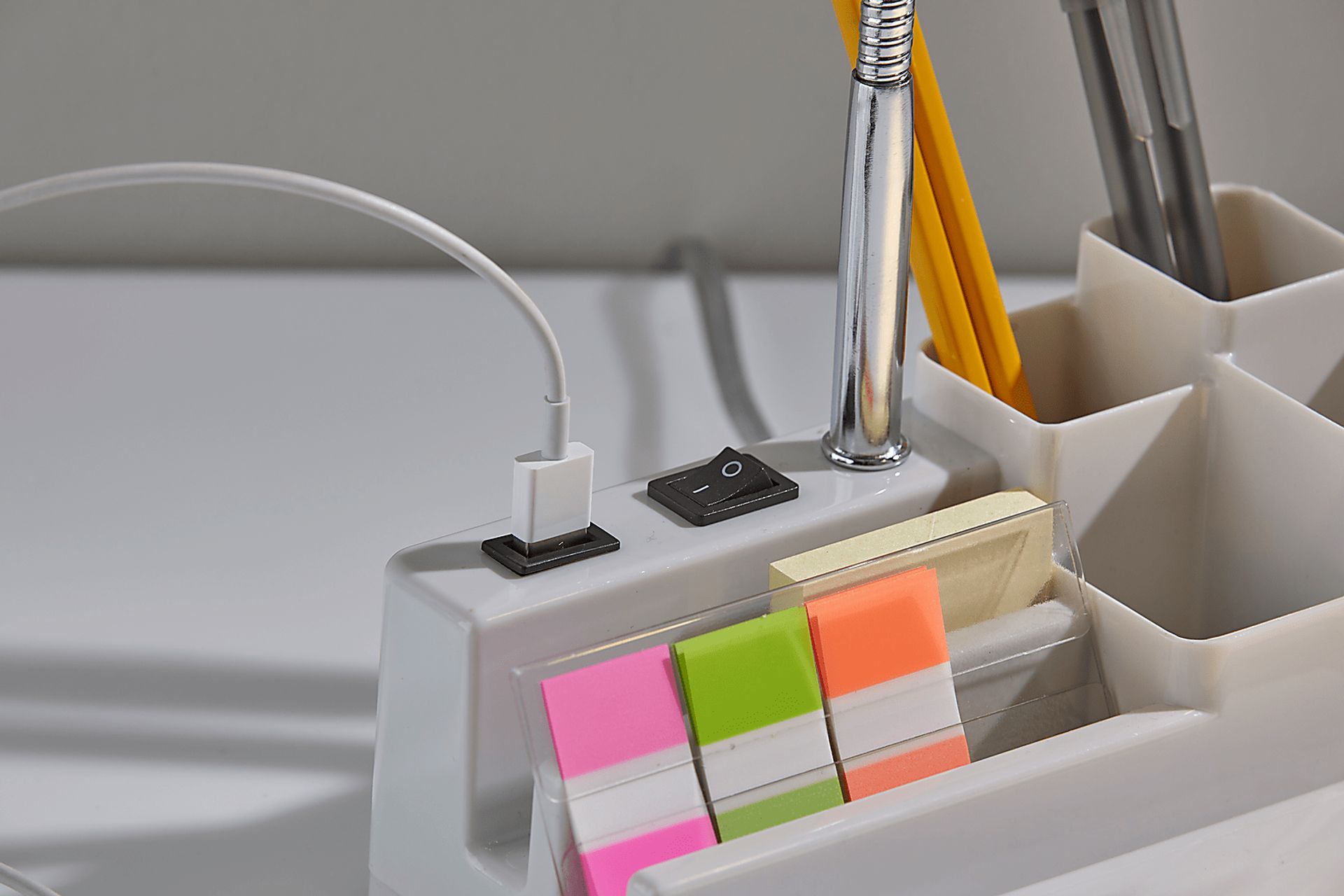 Kids Arkell White Table Lamp - Image 7