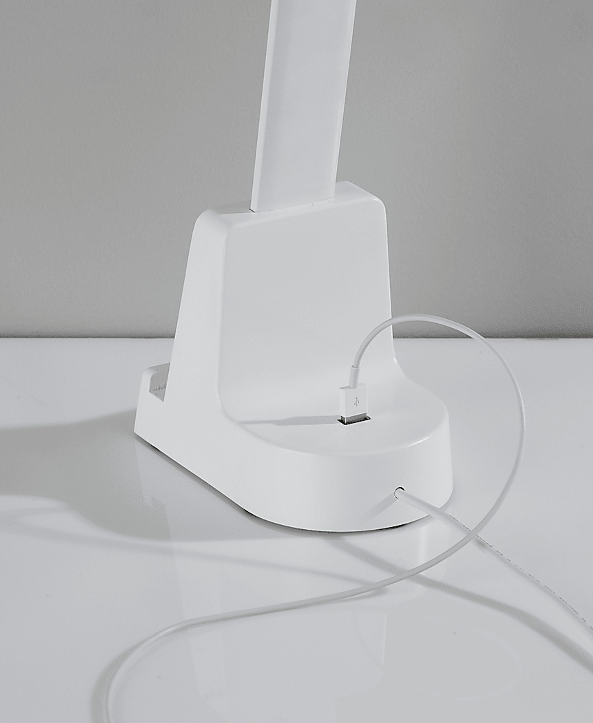 Kids Balzar White Table Lamp - Image 4