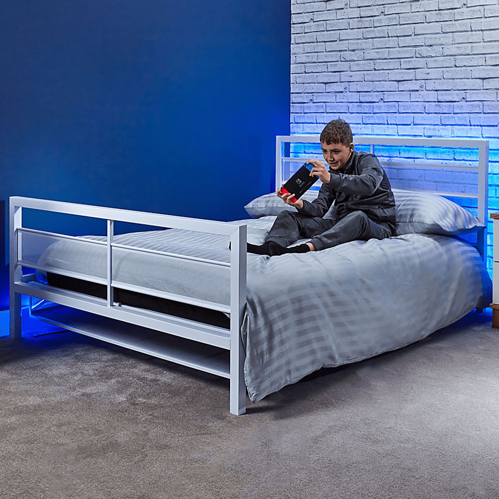Kids Basecamp White Gaming Bed - Image 3