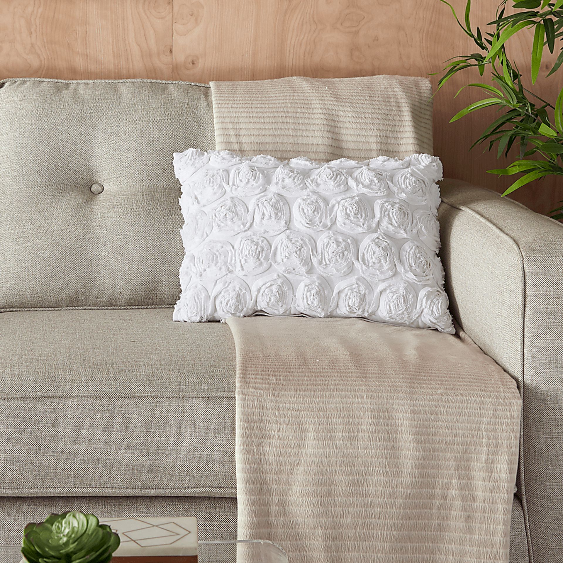 Kids Bellamira I White Accent Pillows - Image 4