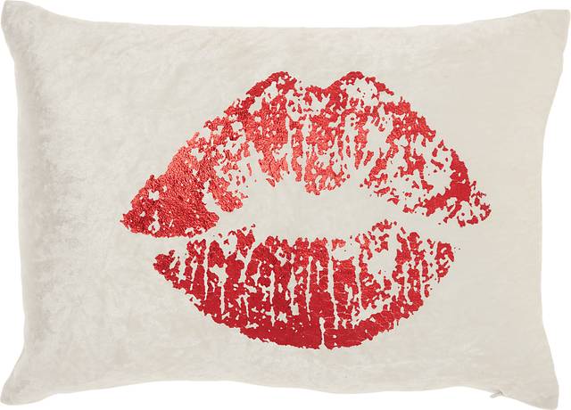 Kids Besos Bay Red Throw Pillow - Thumbnail - Image 1