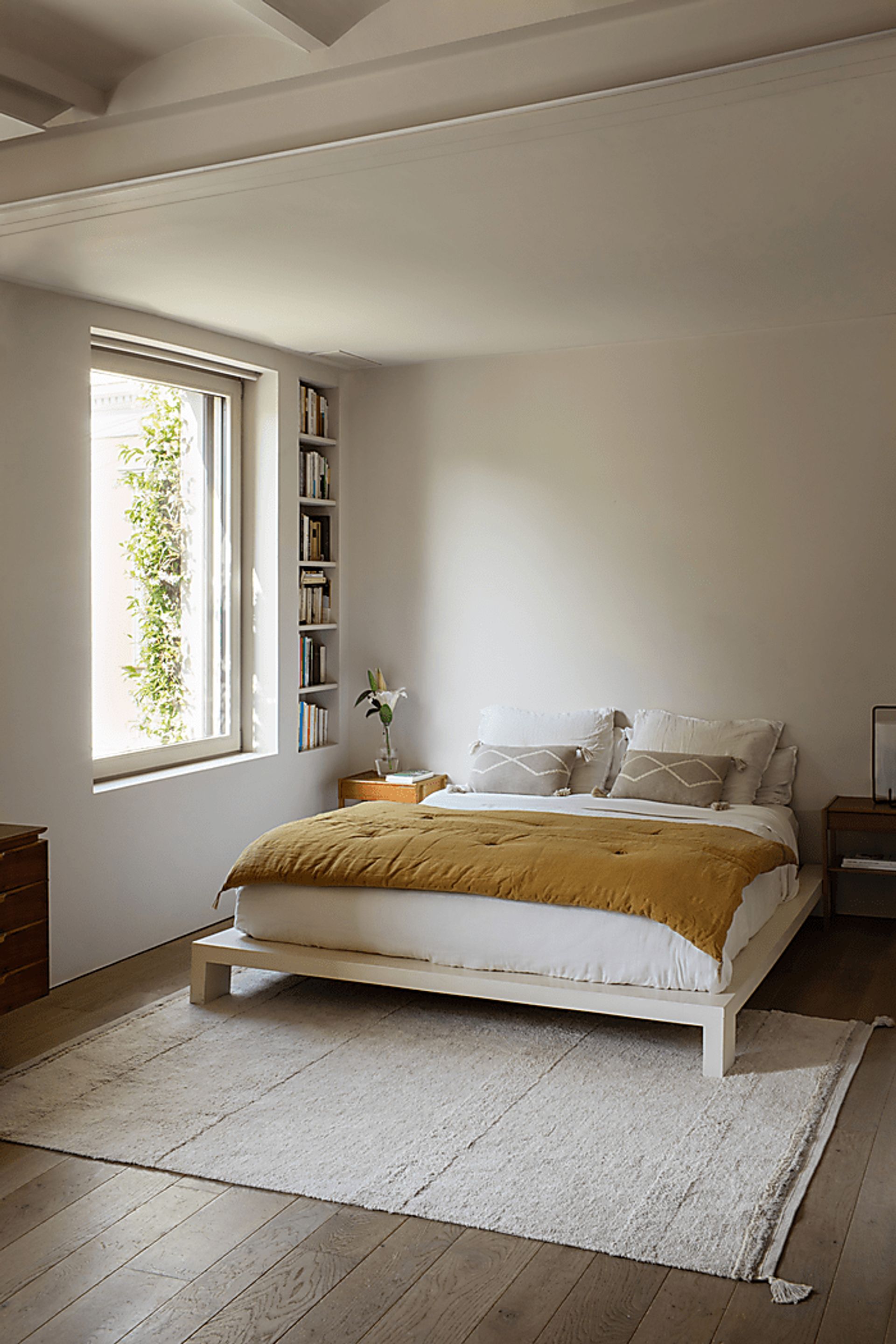 Kids Bloom Natural 4'7 x 6'7 Machine Washable Rug - Image 3