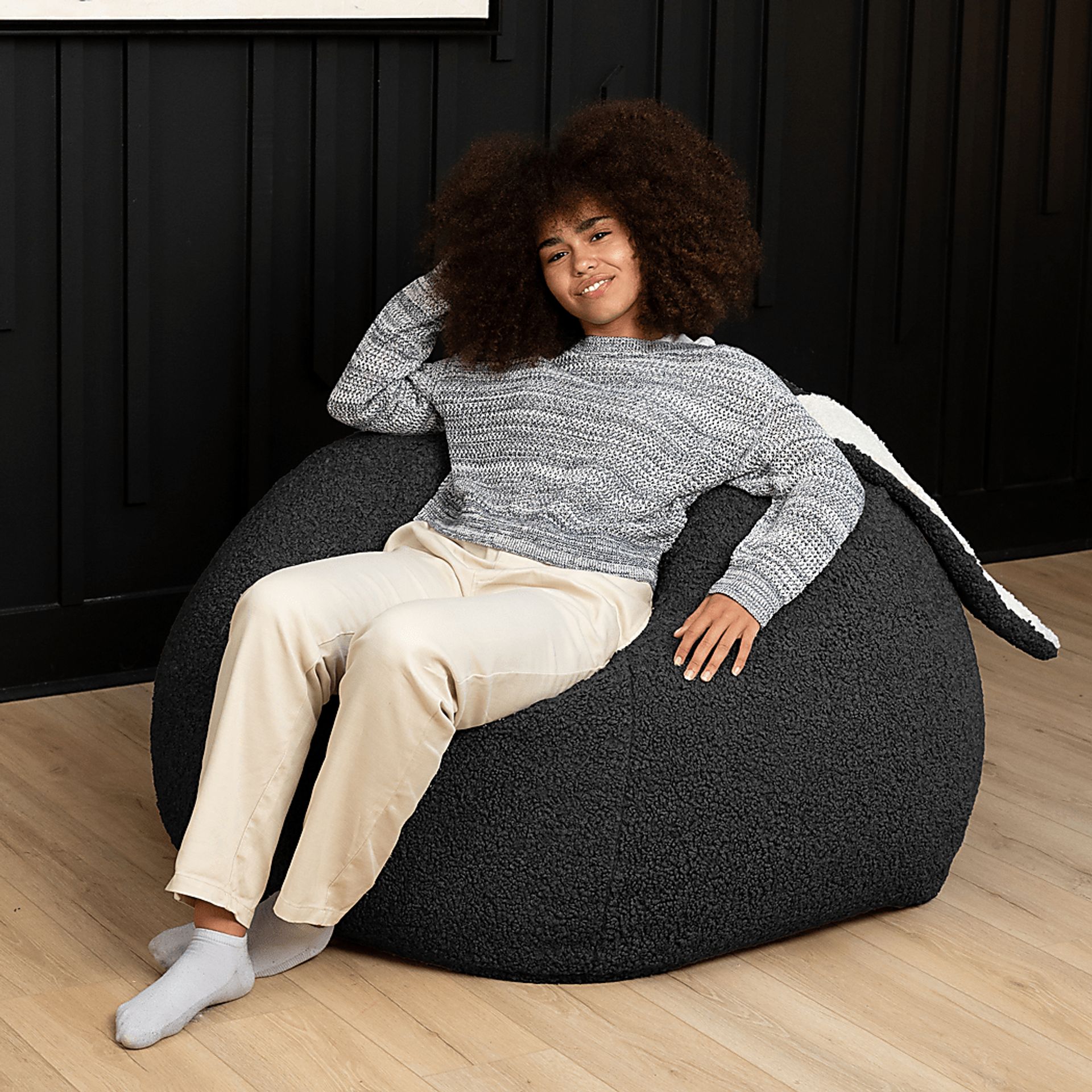 Kids Bunny Black Bean Bag Chair - Image 5