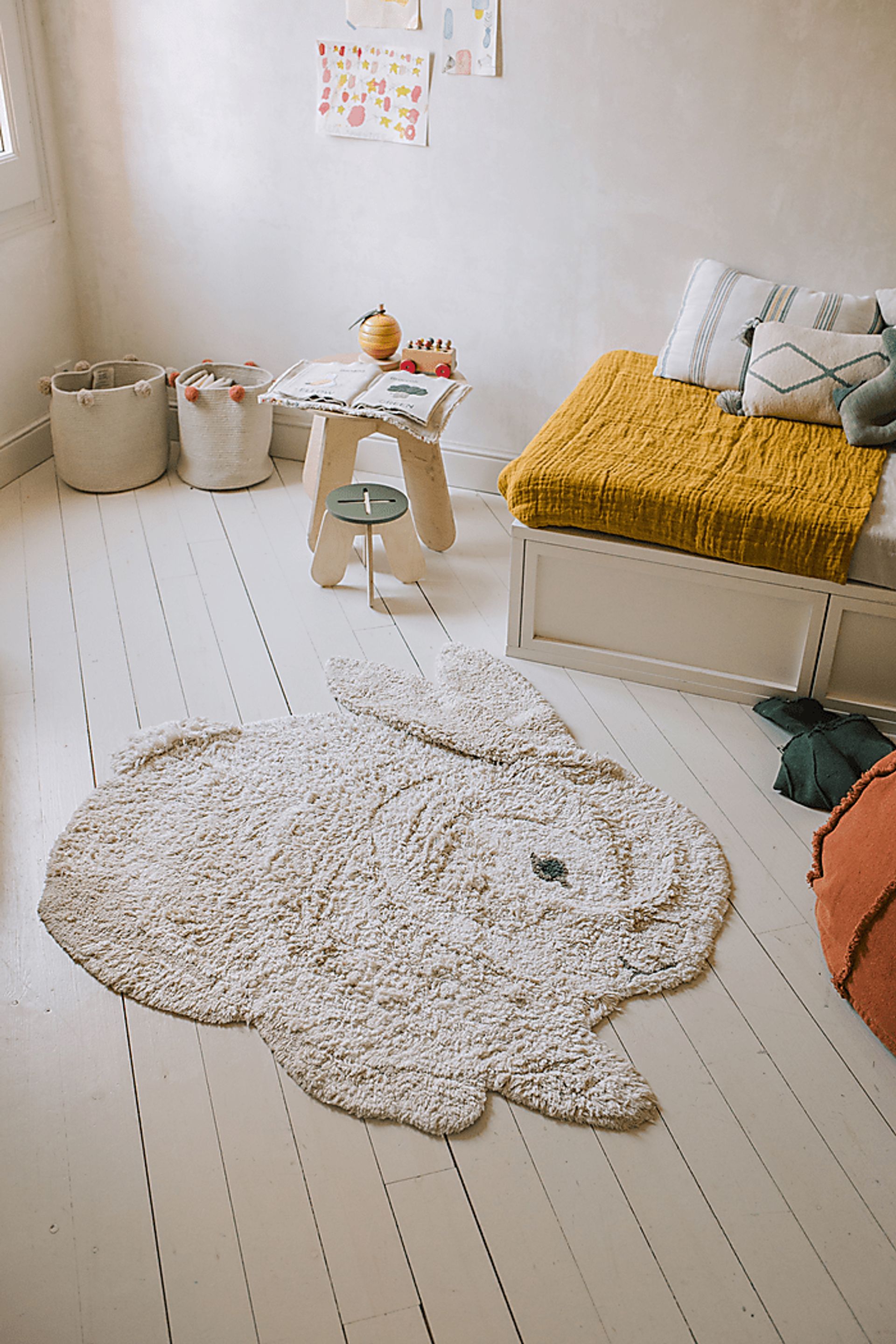 Kids Bunny Natural 4'3 x 4'5 Machine Washable Rug - Image 2