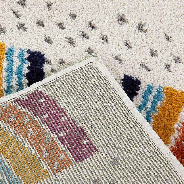 Kids Camborne Cream 4'4 x 6' Rug - Thumbnail - Image 4