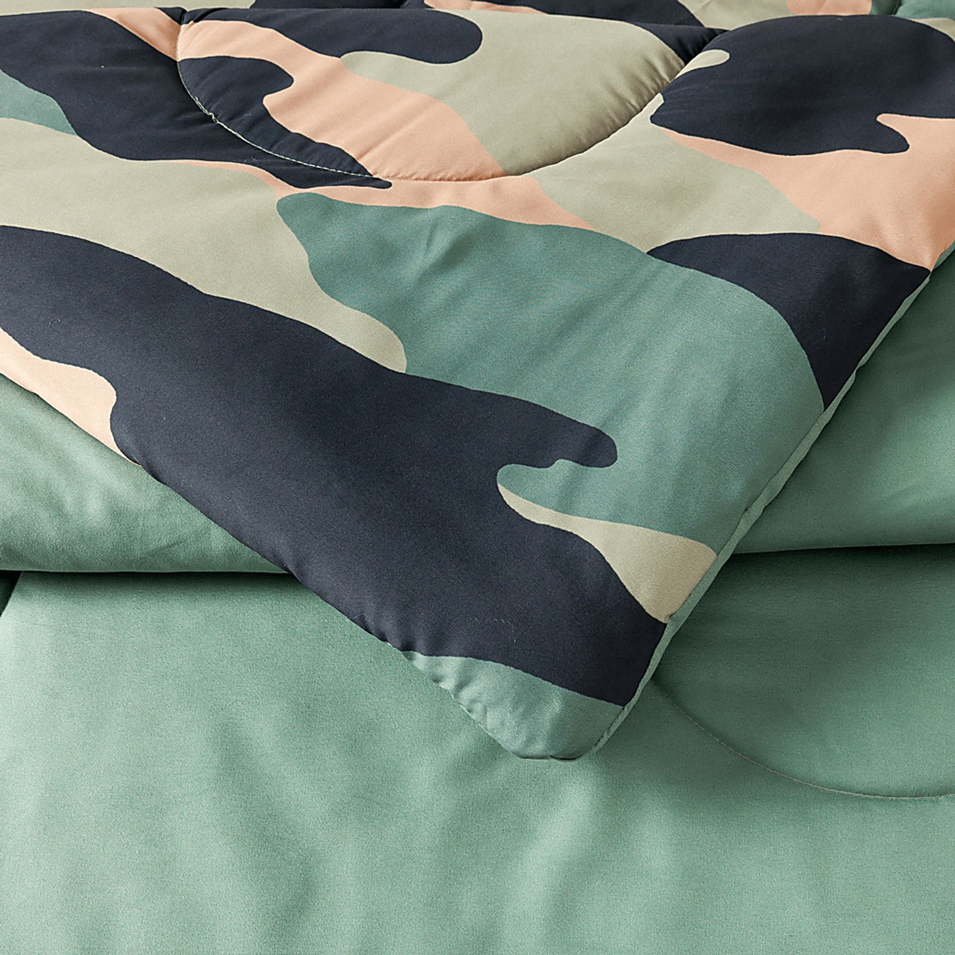 Kids Camohunt Green 3 Pc Full/Queen Comforter Set - Image 5