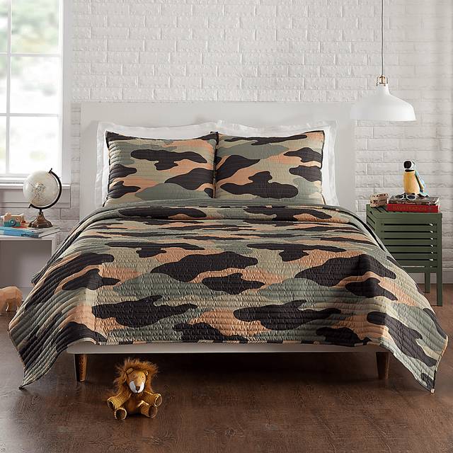 Kids Camohunt Green Full/Queen Quilt Set - Thumbnail - Image 1