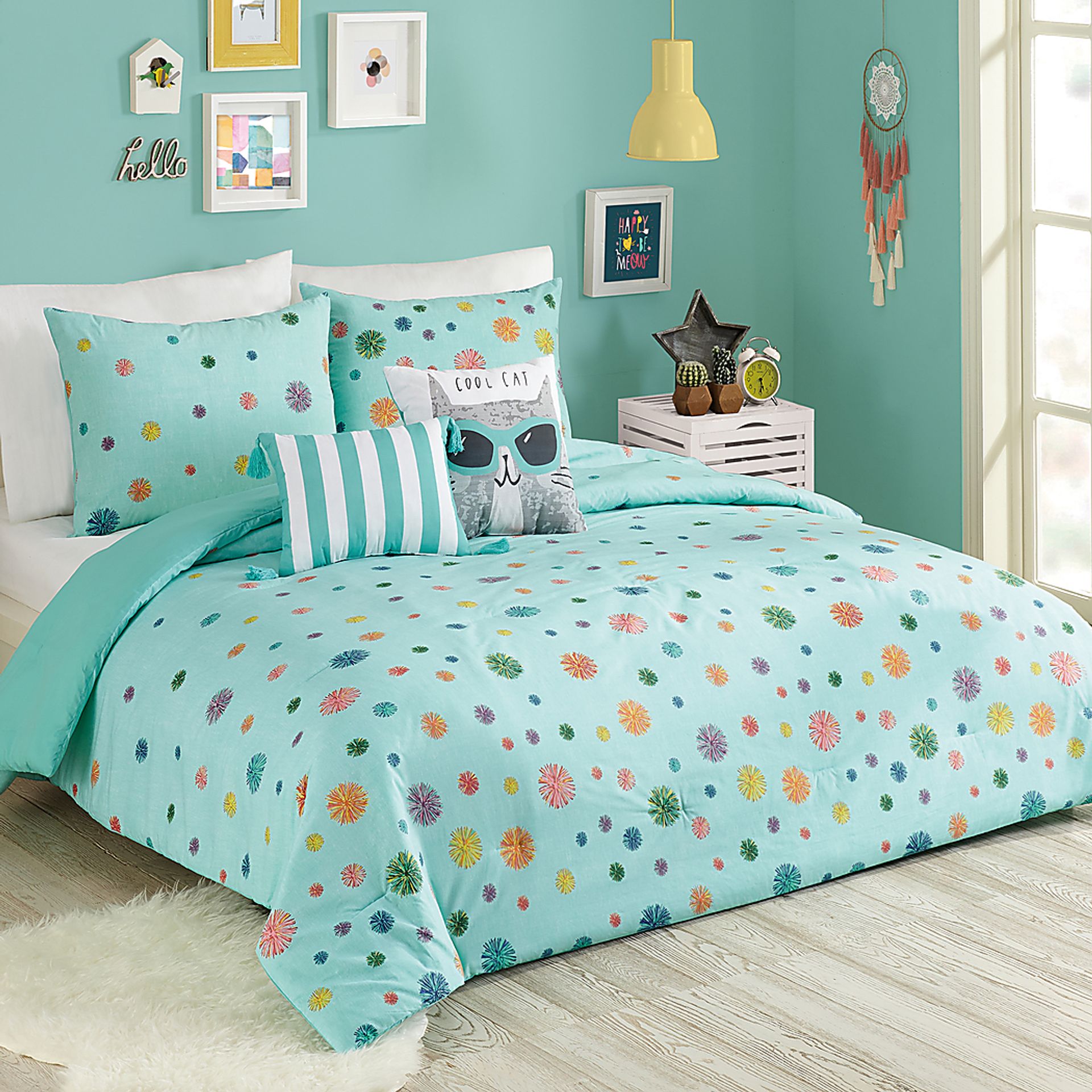 Kids Candy Cat Turquoise Twin Comforter Set - Image 1