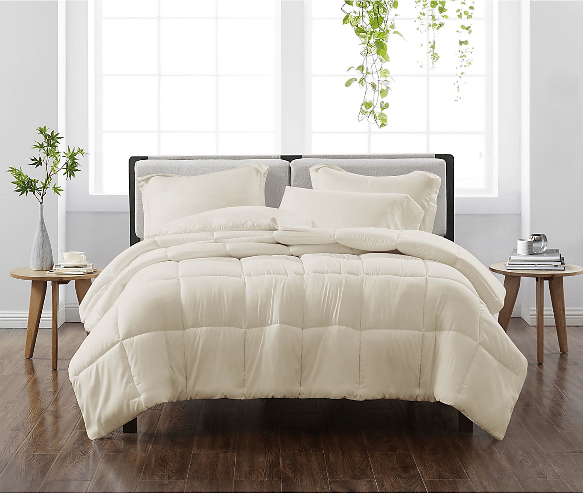 Kids Candy Colors Beige Full/Queen Comforter Set - Image 1