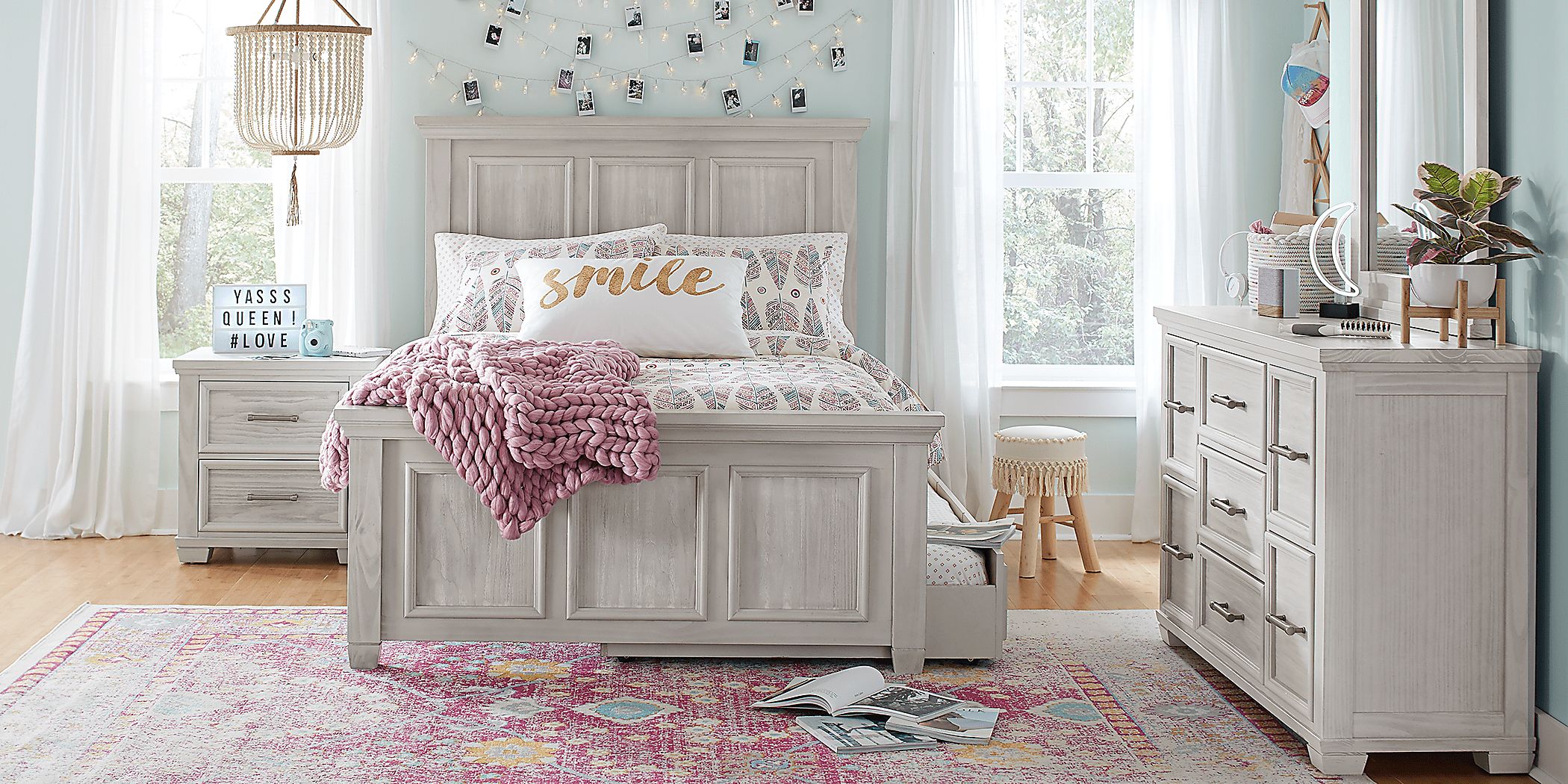 https://assets.roomstogo.com/product/kids-canyon-lake-ash-gray-5-pc-full-panel-bedroom_3443404P_image-room?cache-id=10fdbae1b033262ceb3dd6c8fc71b725