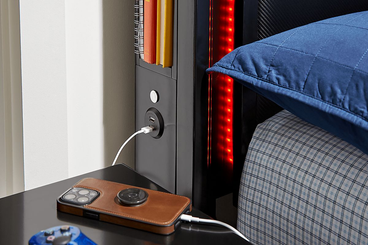 Carbon Optix 3 Pc Black Black,Colors Full Storage Bed Rooms to Go