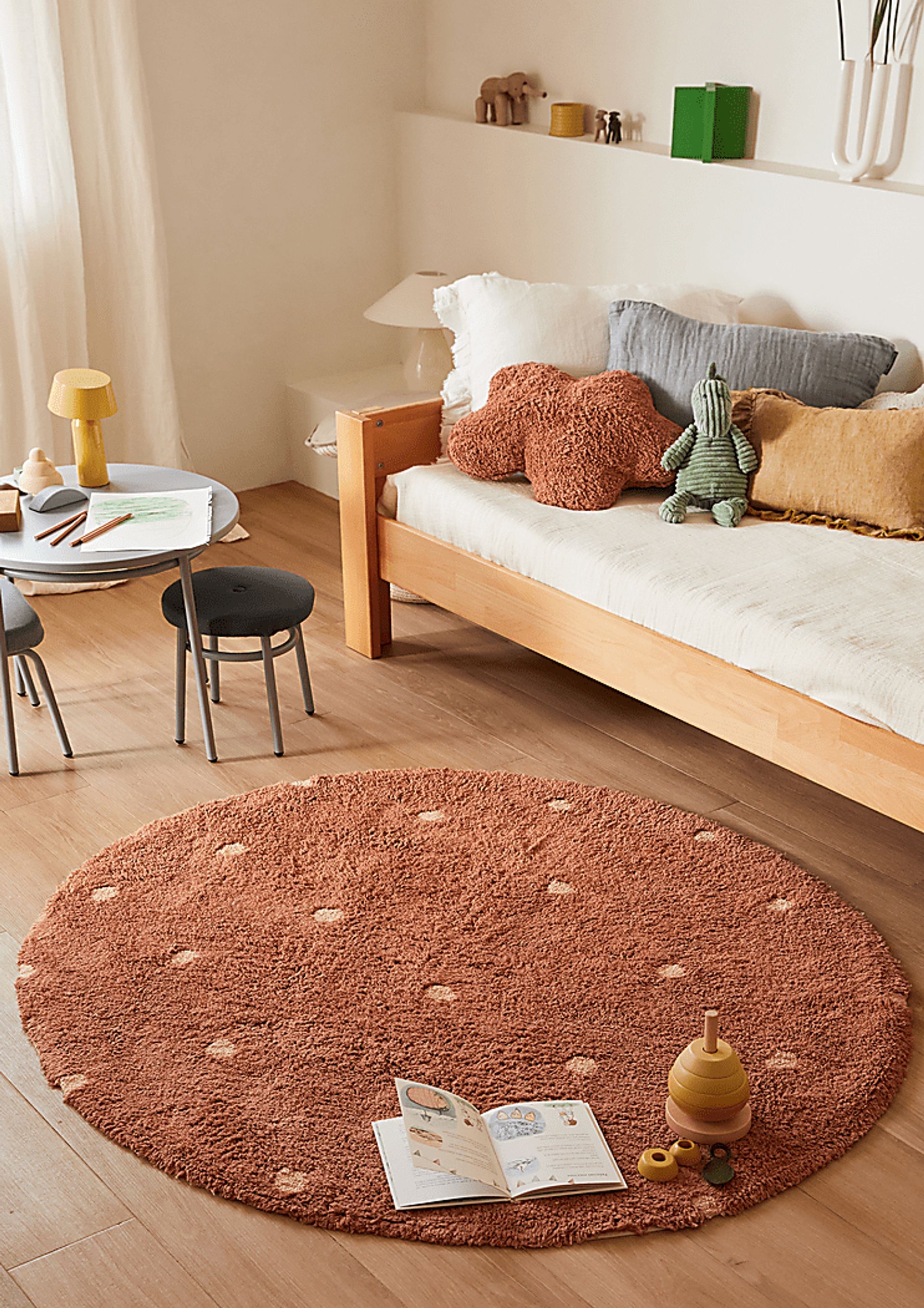 Kids Chestnut 4'7 Round Dot Machine Washable Rug - Image 2