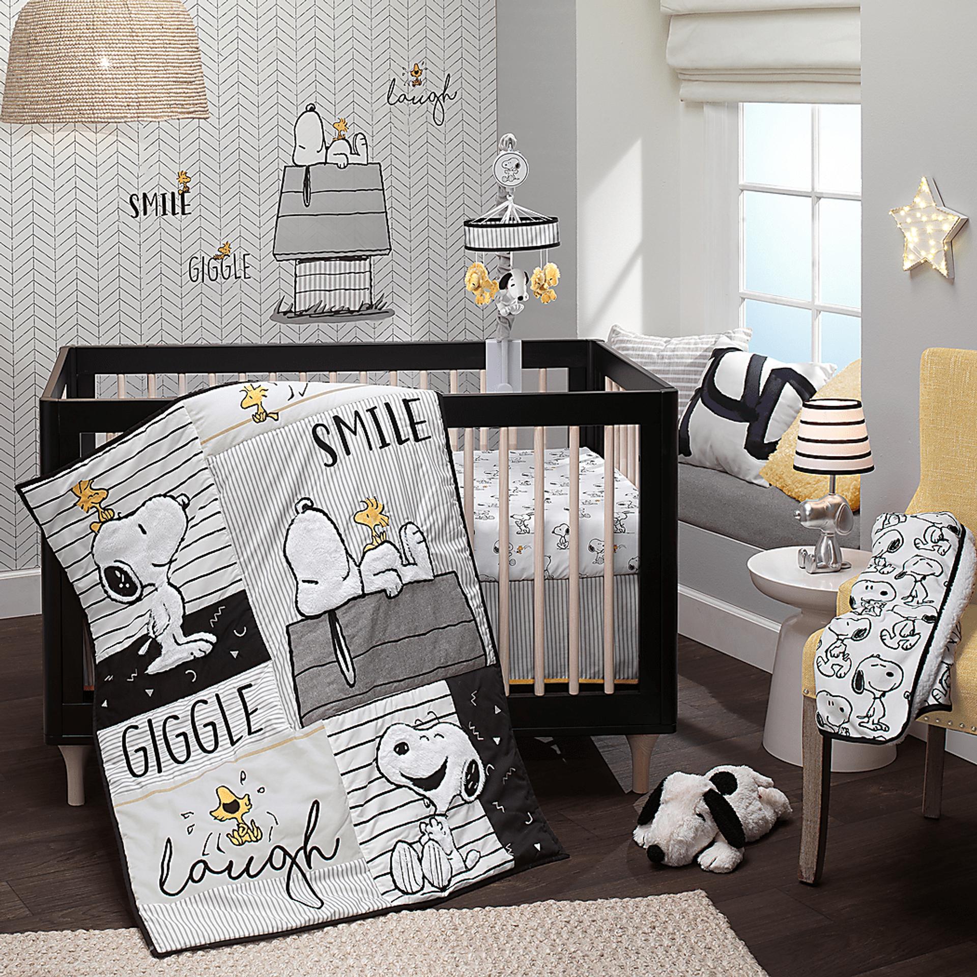 Kids Classic Snoopy Gray Baby Bedding Set