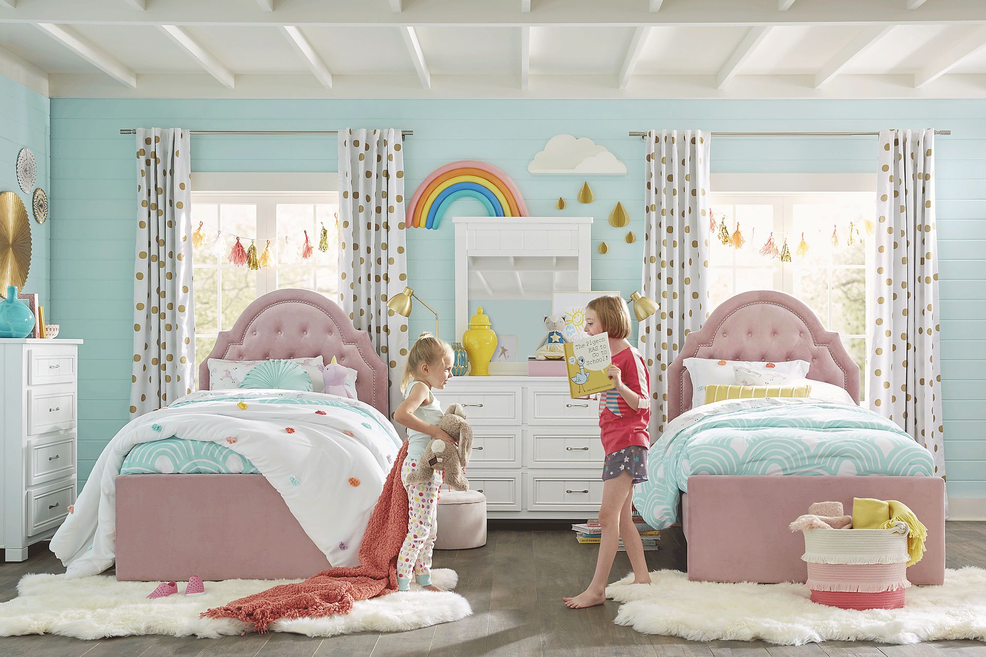 Kids Cottage Colors White Bedroom with Braelynn Pink Twin Upholstered Bed - Image 1
