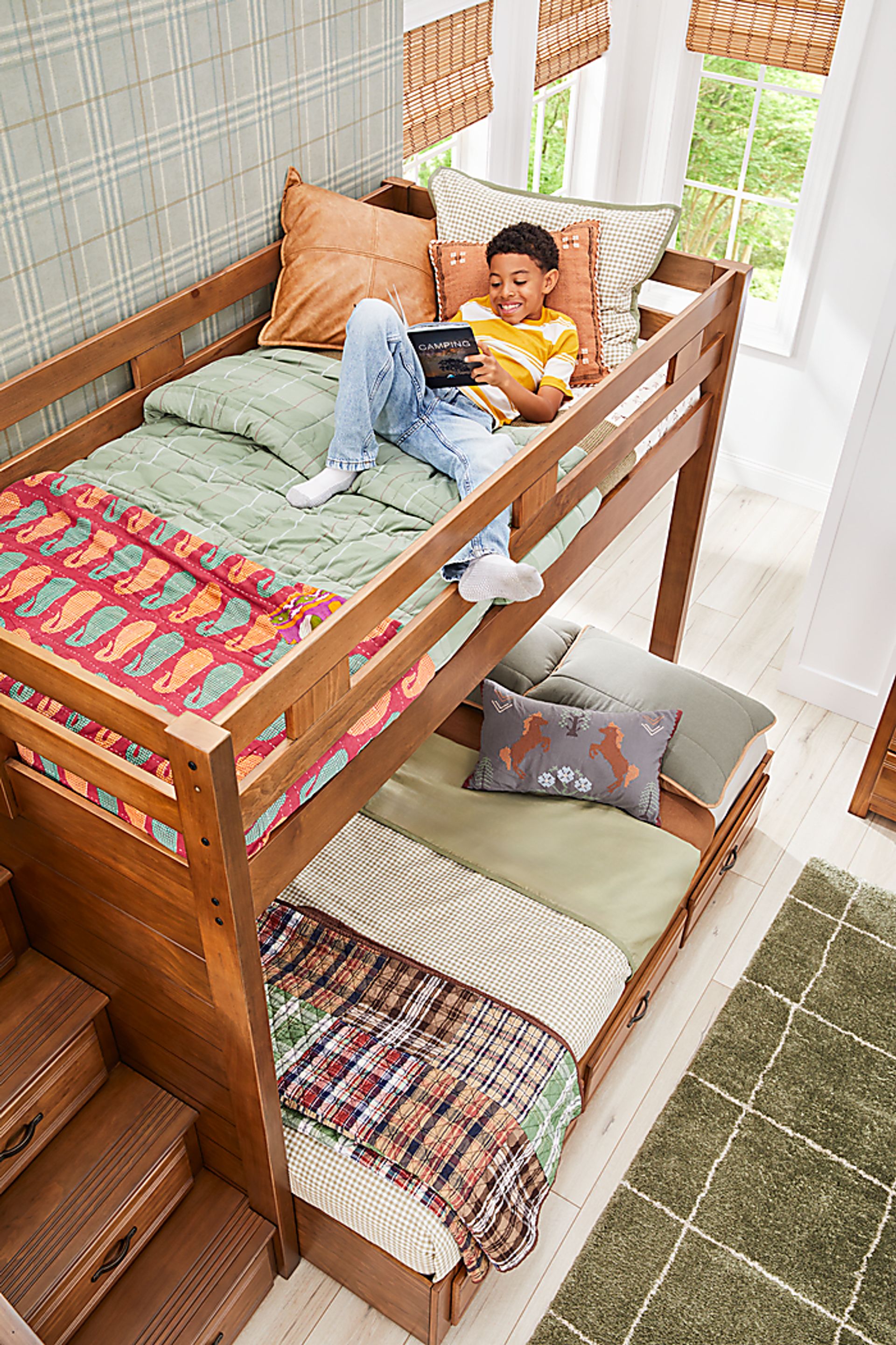 Kids Creekside 3.0 Chestnut Color Twin/Full Step Bunk Bed - Image 9