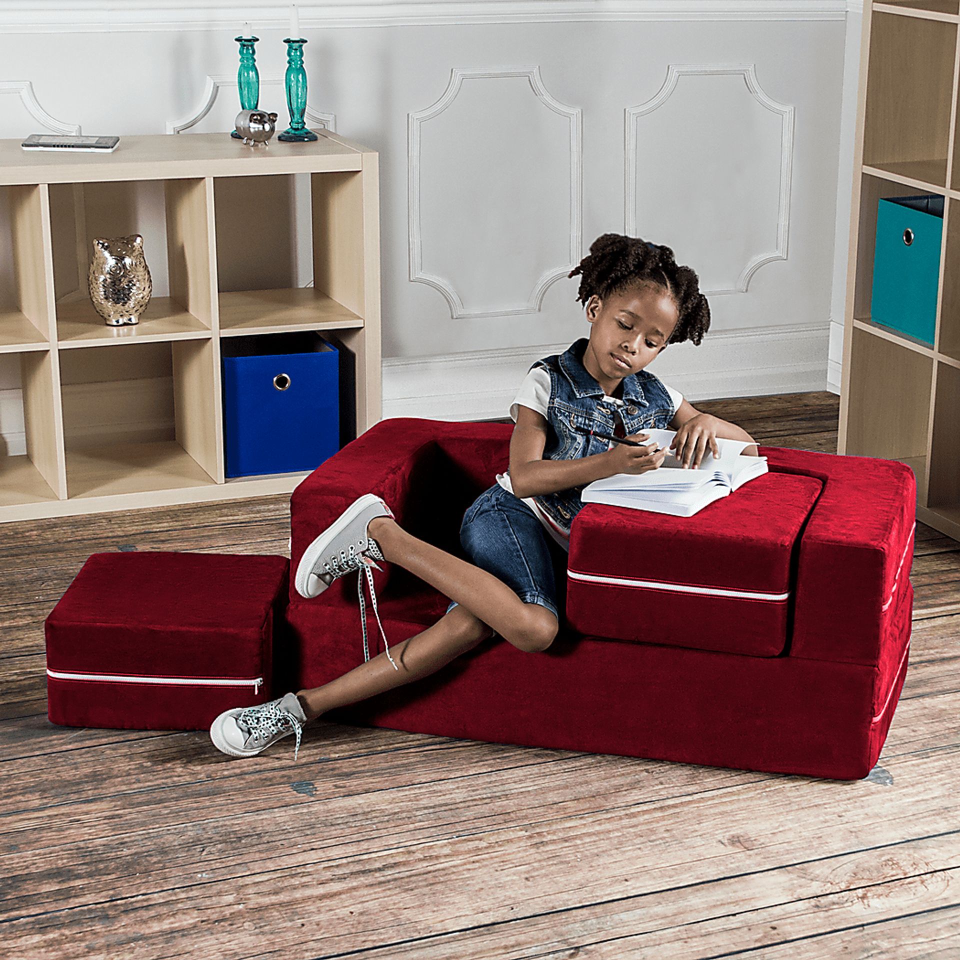Kids Cubblie Red Convertible Loveseat and Ottoman - Image 7