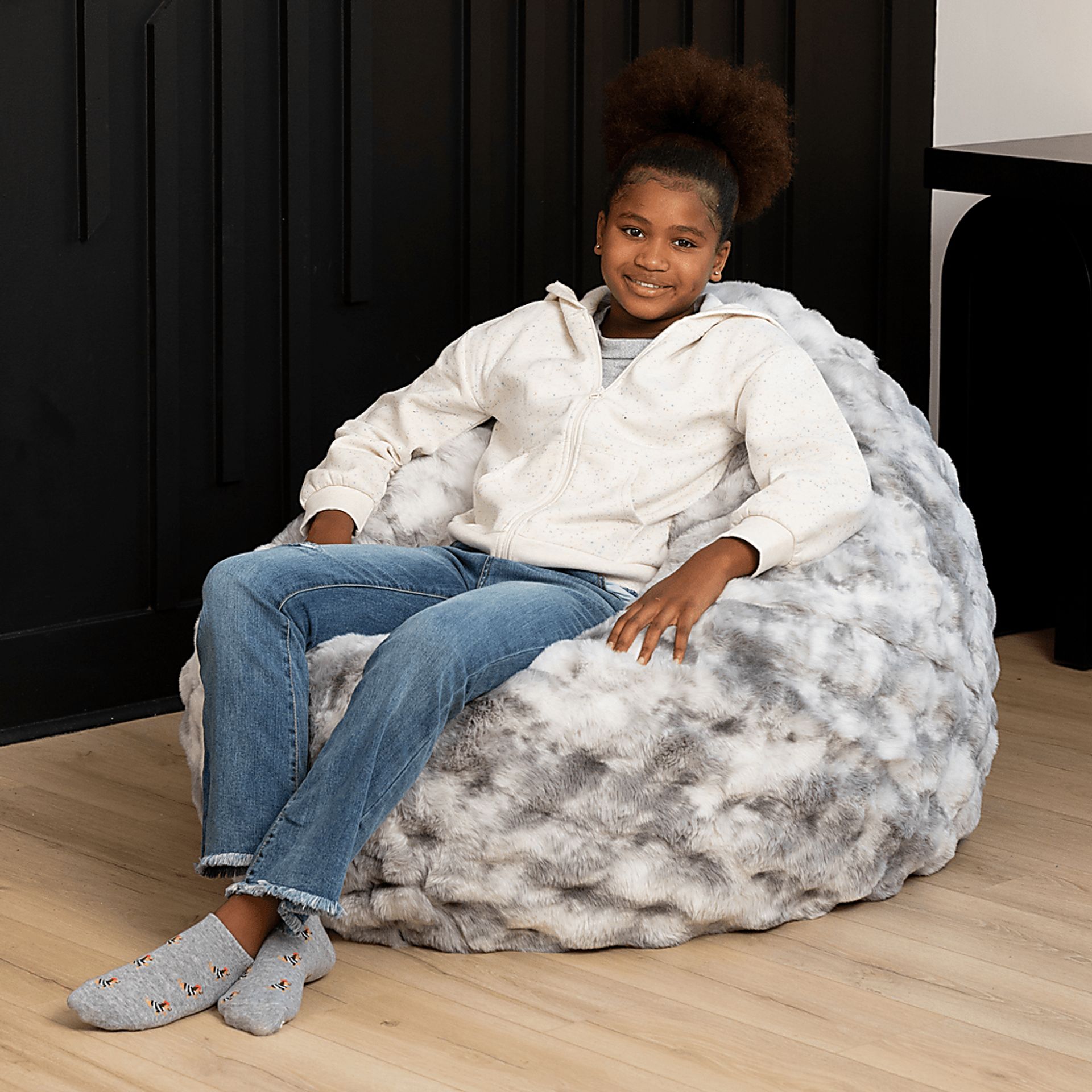 Kids Cuddler Cocoon Gray Bean Bag Lounger - Image 5