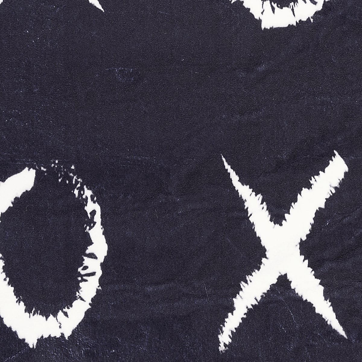 Cute Hugs Black Rugs | Rooms to Go