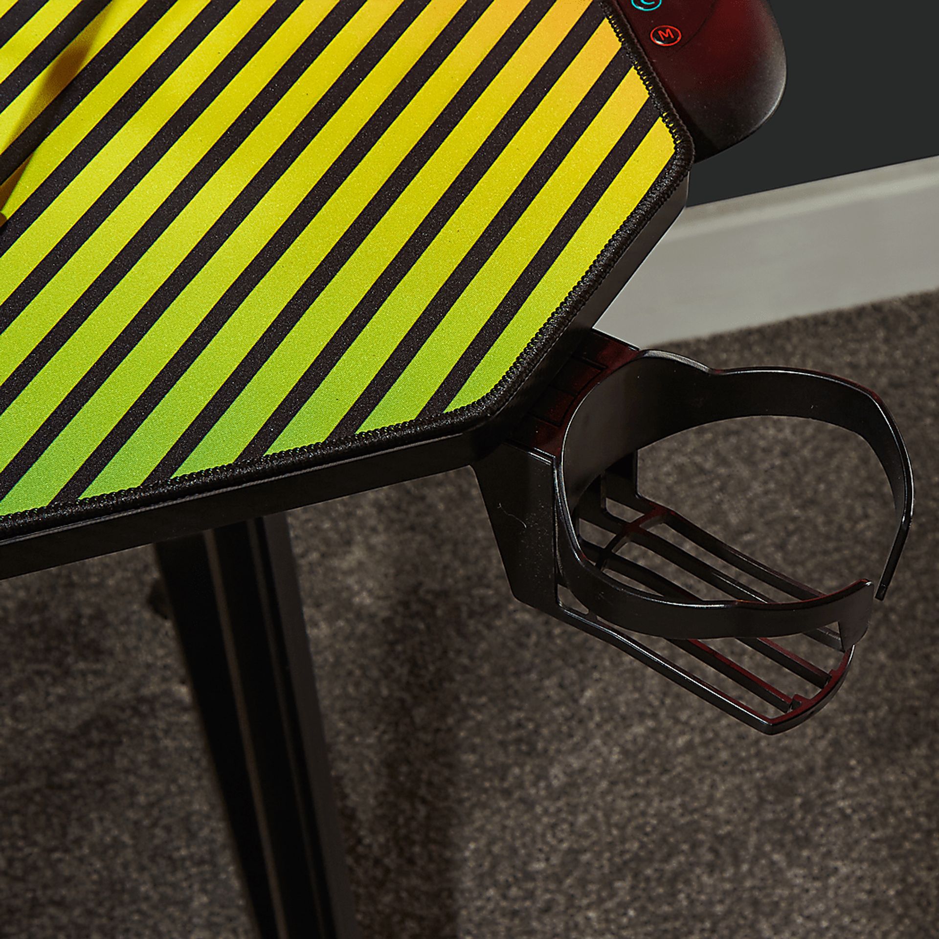 Kids Dotrax Black Gaming Desk - Image 3