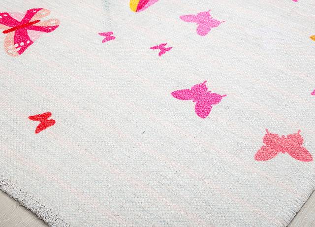 Kids Emgena White/Multi 5'3 x 7' Rug - Thumbnail - Image 6