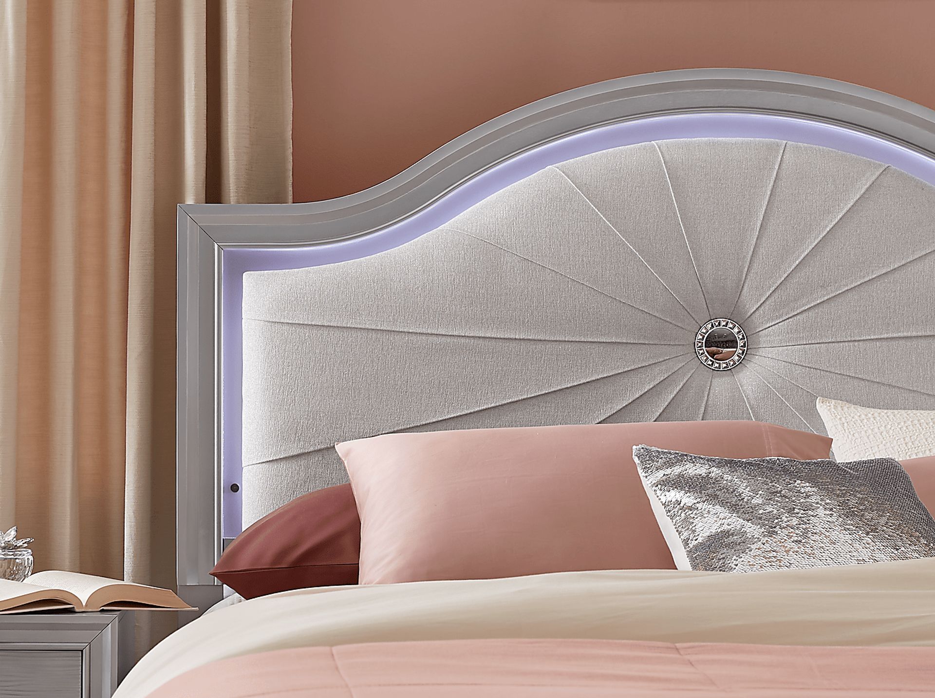 Kids Evangeline Silver 5 Pc Full Lighted Upholstered Bedroom - Image 5