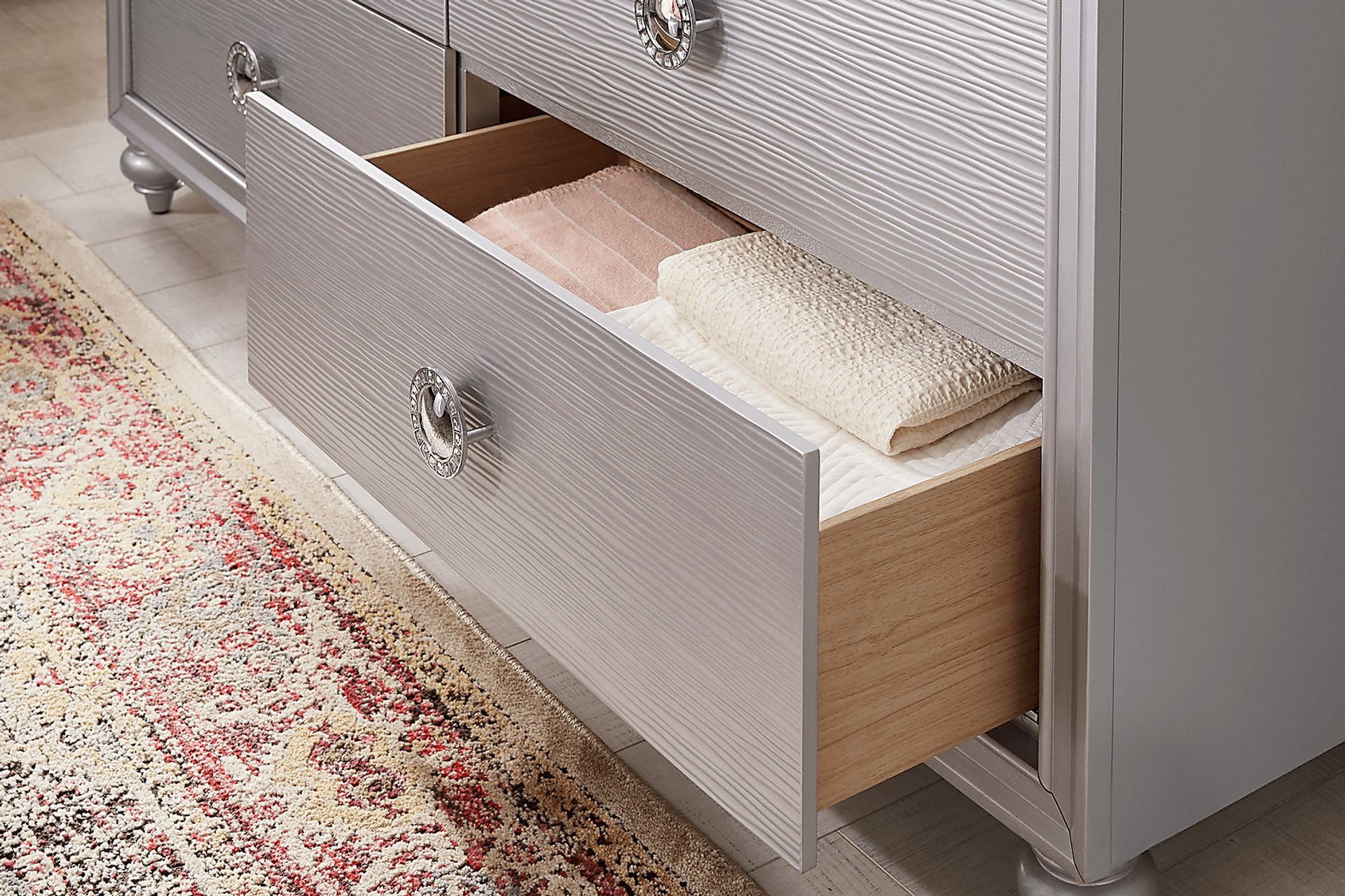 Kids Evangeline Silver Dresser & Mirror Set - Image 3