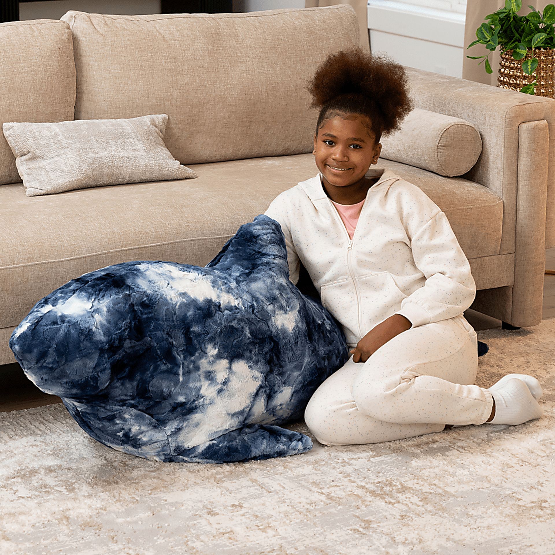 Kids Finn the Shark Tie-Dye Blue Bean Bag - Image 4
